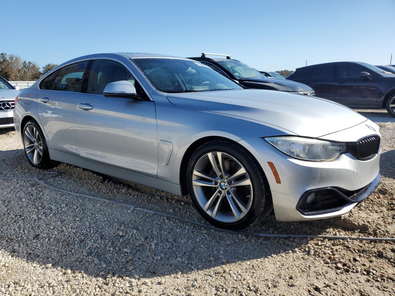 2017 BMW 4er VIN WBA4F7C57HG437994 Copart auction photo, water/flood damage thumbnail 4