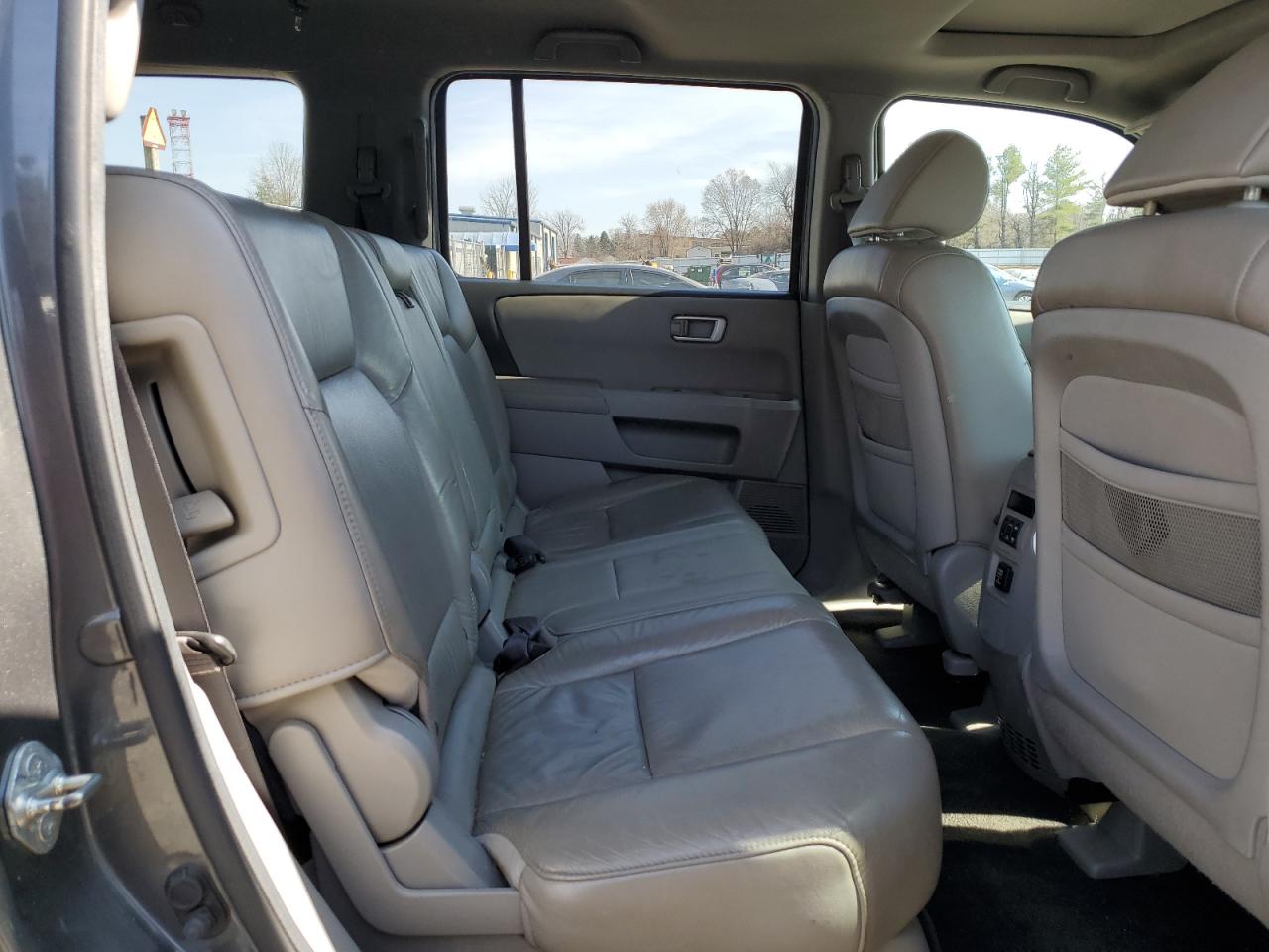 2011 Honda Pilot VIN 5FNYF4H56BB078599 Copart auction photo, front end / minor dent/scratches damage thumbnail 11