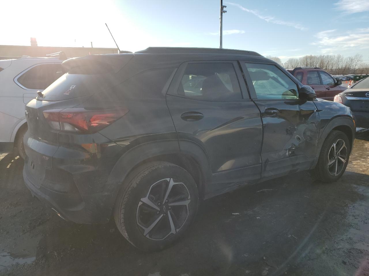 2022 Chevrolet TrailBlazer VIN KL79MTSL9NB132493 Copart auction photo, side damage thumbnail 3