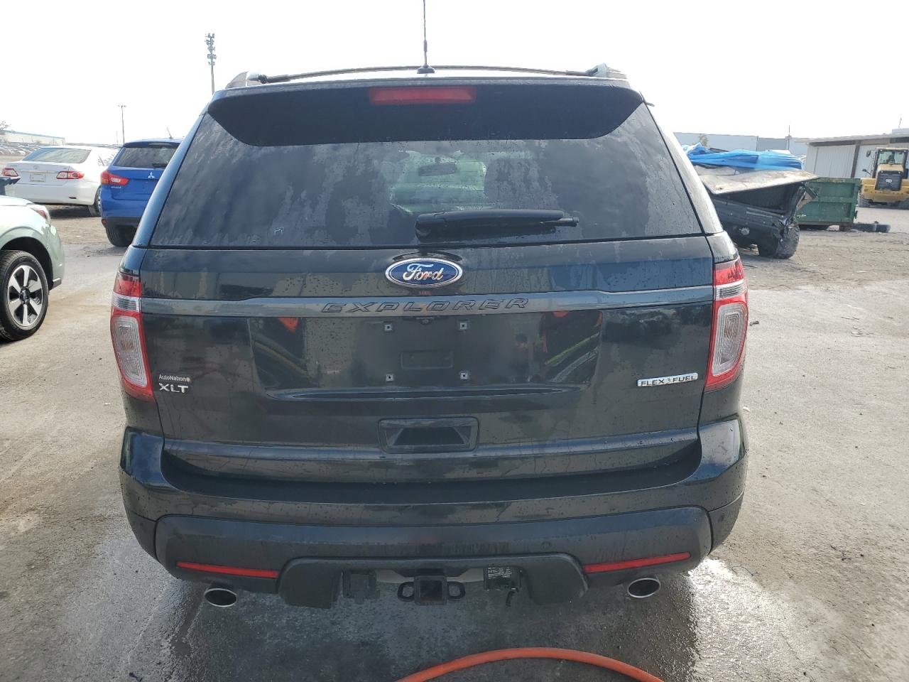 2015 Ford Explorer VIN 1FM5K7D81FGA83233 Copart auction photo, front end / minor dent/scratches damage thumbnail 6