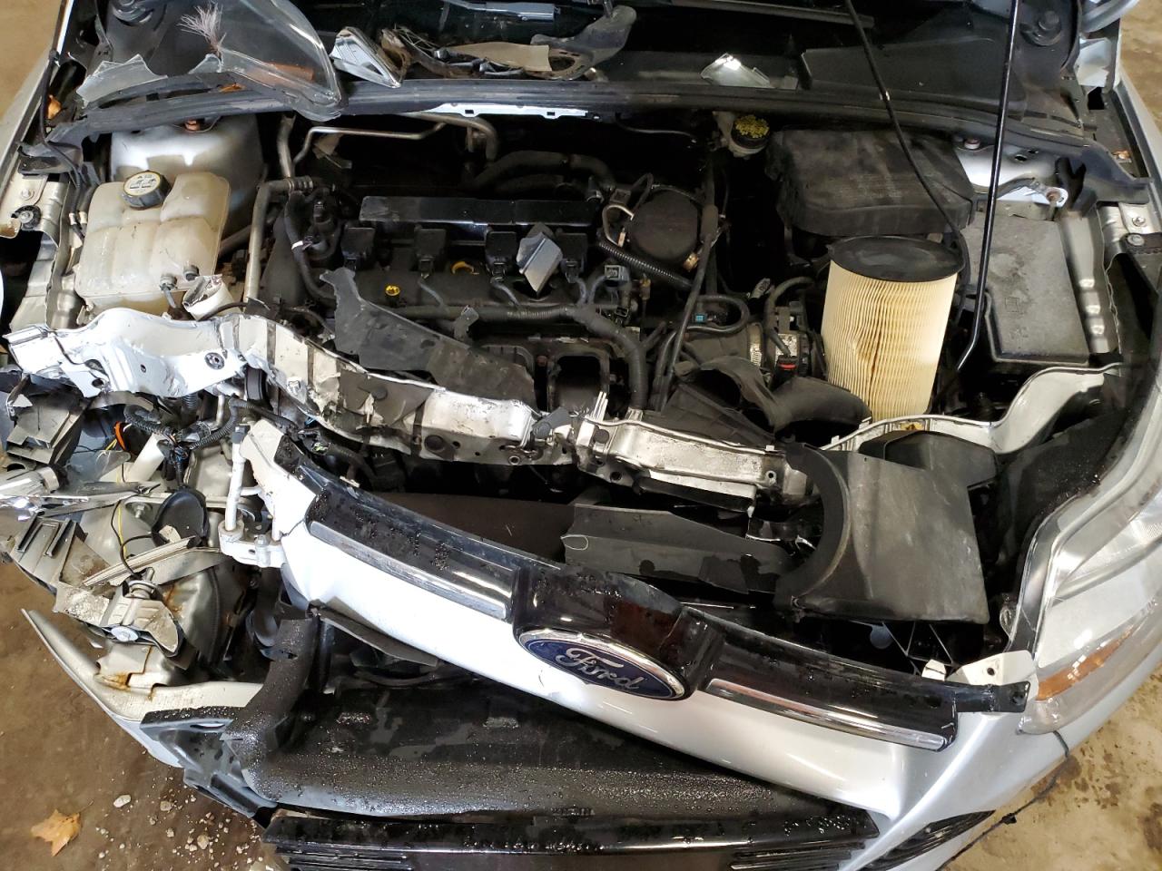 2012 Ford Focus VIN 1FAHP3M23CL342546 Copart auction photo, front end / mechanical damage thumbnail 11