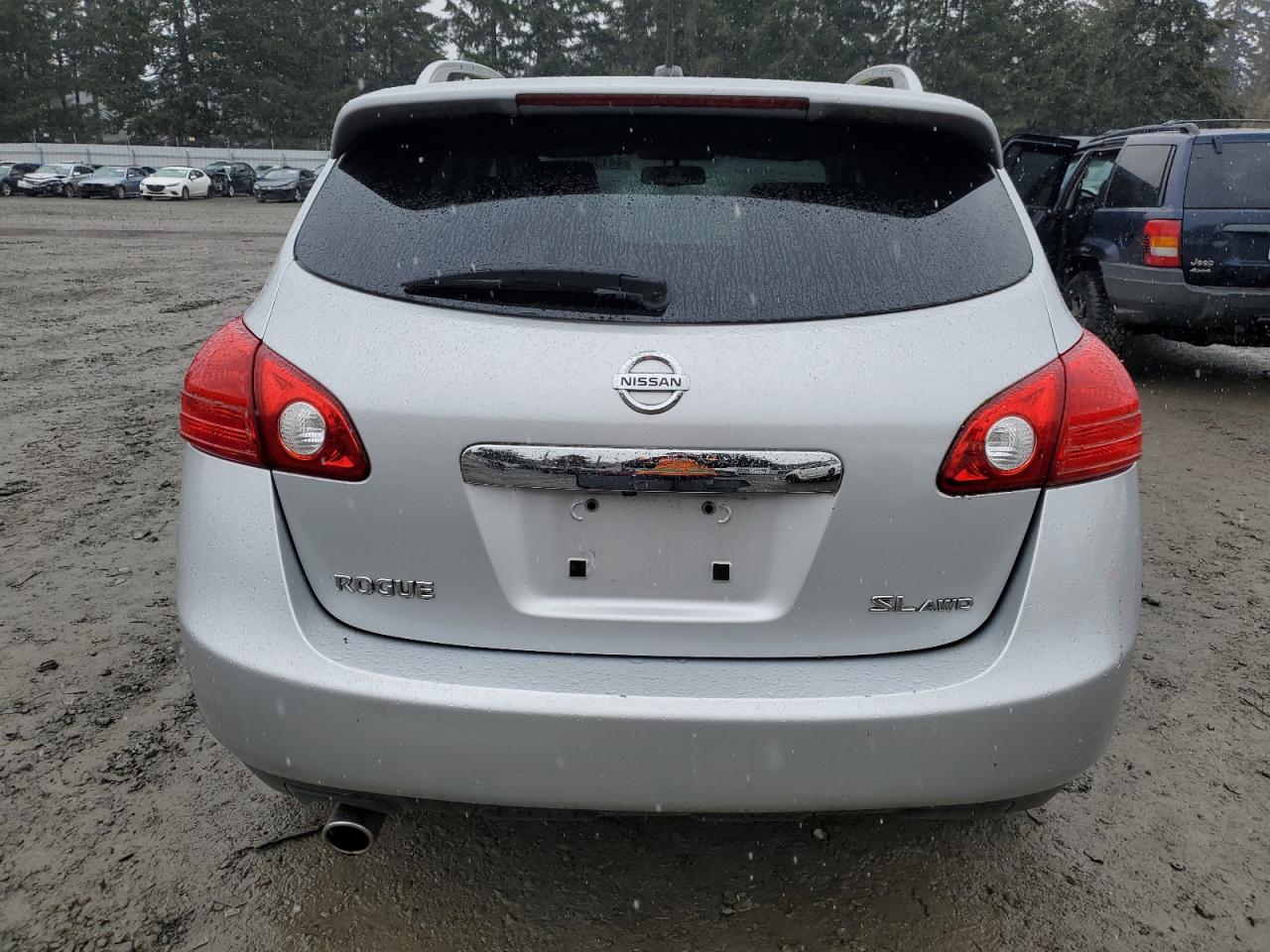 2011 Nissan Rogue VIN JN8AS5MV0BW673408 Copart auction photo, side damage thumbnail 6