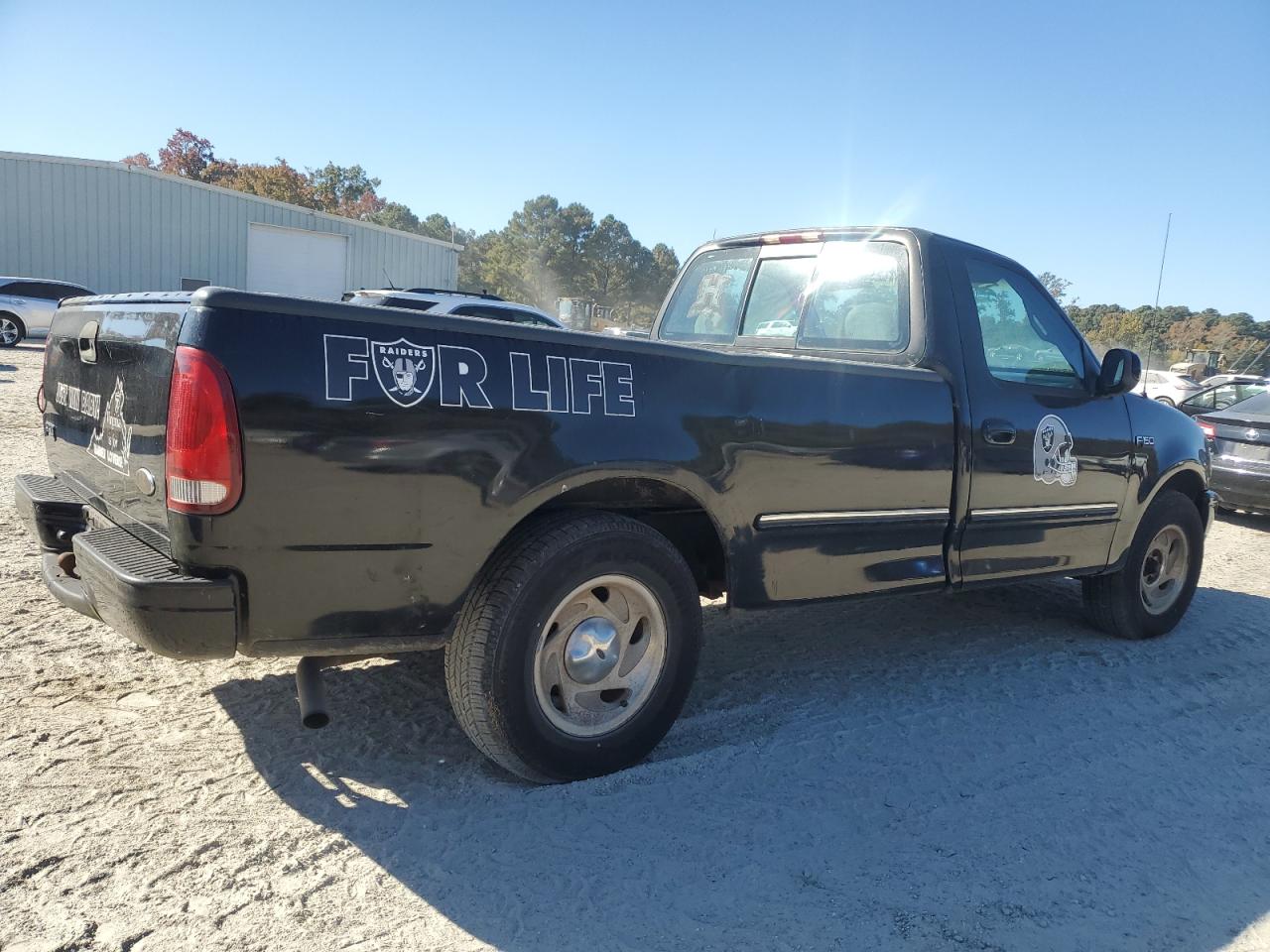 1998 Ford F-150 VIN 1FTZF1720WNA23714 Copart auction photo, minor dent/scratches damage thumbnail 3