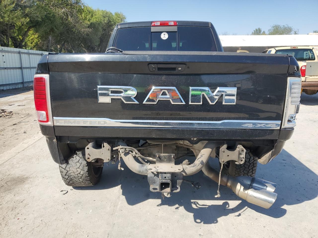 2018 RAM 2500 VIN 3C6UR5PL3JG213517 Copart auction photo, front end / rear end damage thumbnail 6