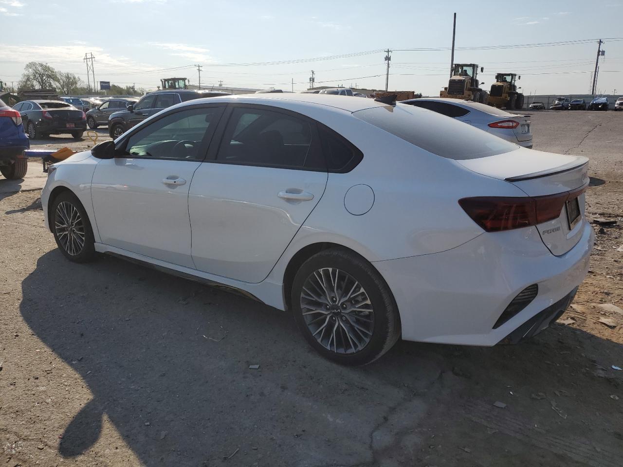 2023 KIA Forte VIN 3KPF54AD8PE686987 Copart auction photo, hail / minor dent/scratches damage thumbnail 2