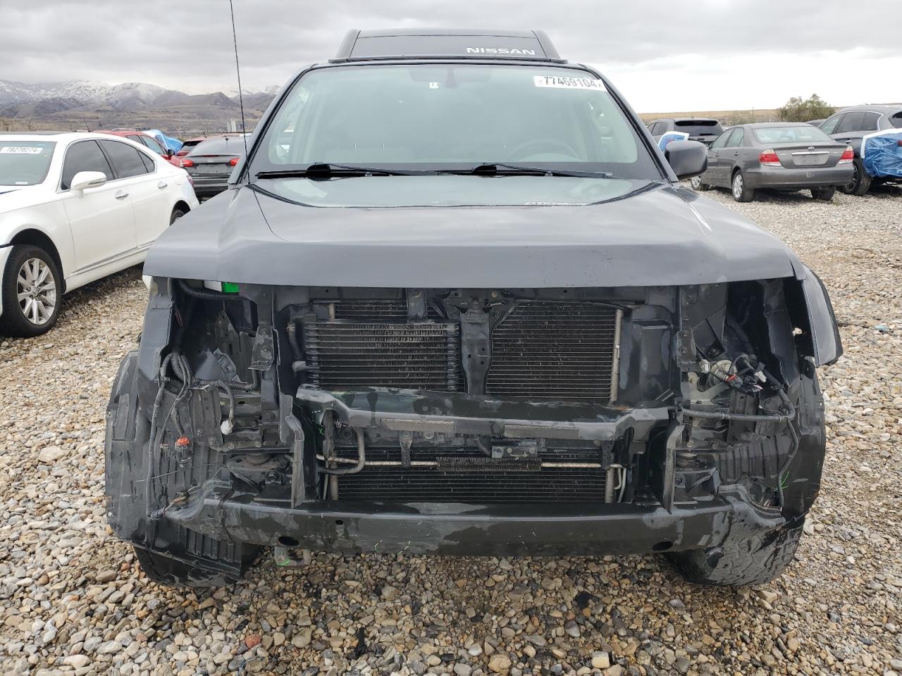 2013 Nissan XTerra VIN 5N1AN0NW1DN815668 Copart auction photo, side damage thumbnail 5