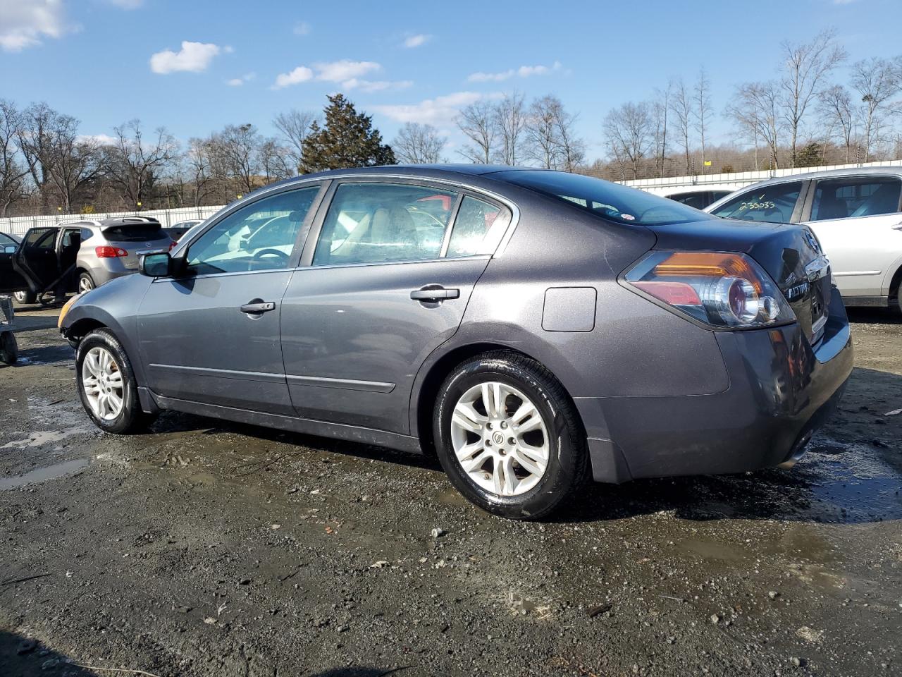 2011 Nissan Altima VIN 1N4AL2AP4BC104436 Copart auction photo, front end damage thumbnail 2