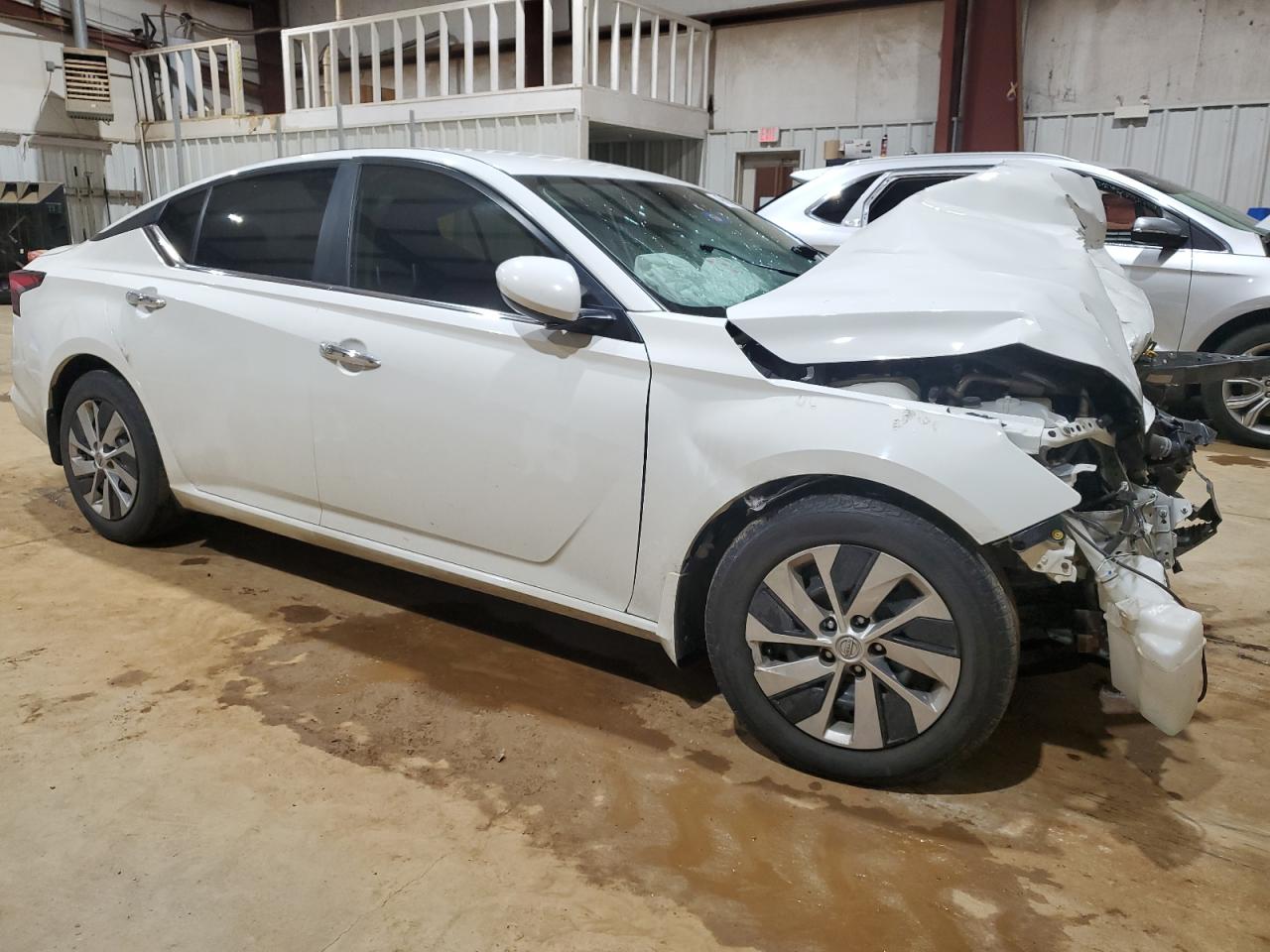 2019 Nissan Altima VIN 1N4BL4BV8KN323756 Copart auction photo, front end damage thumbnail 4