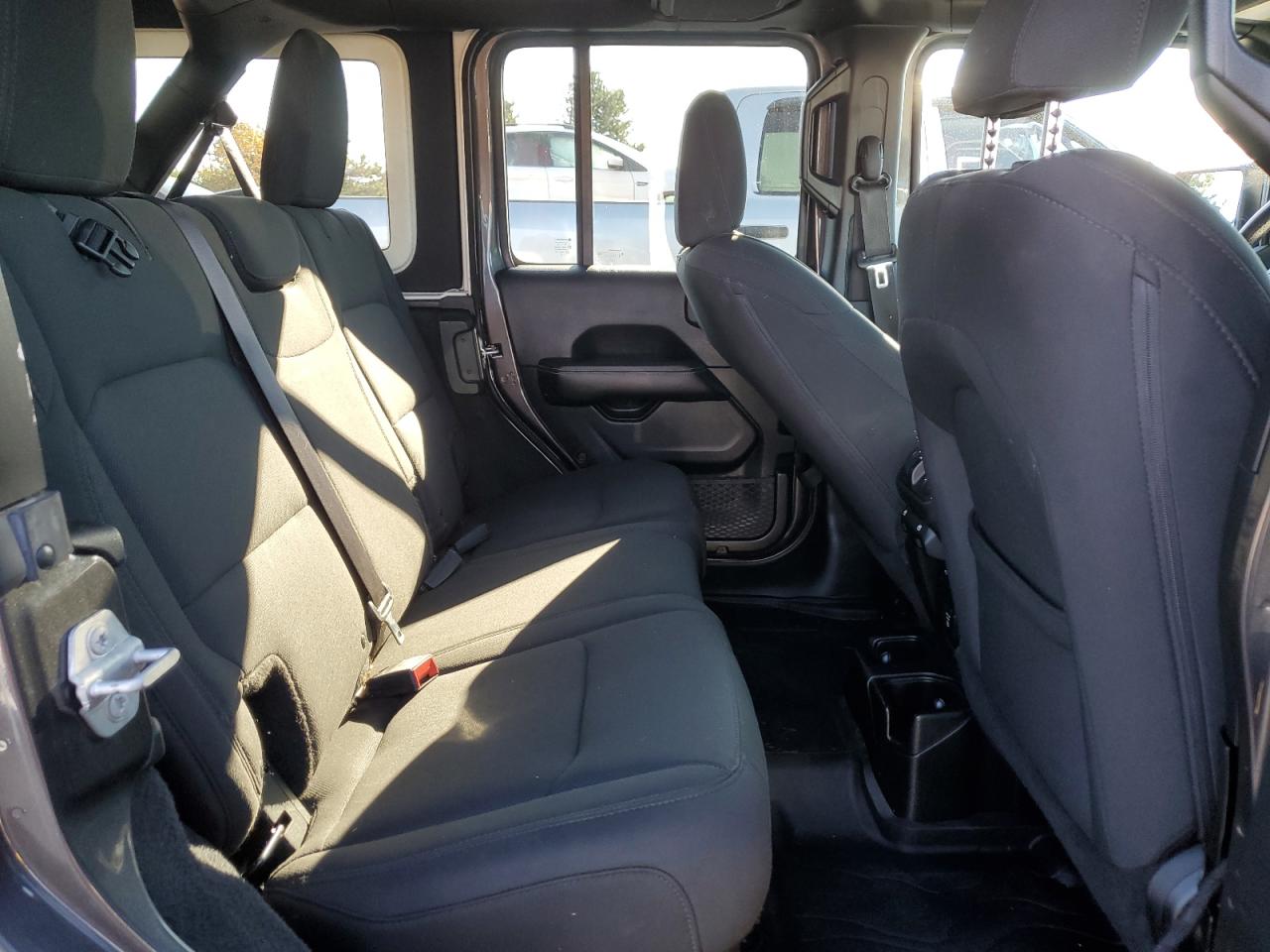 2018 Jeep Wrangler VIN 1C4HJXEN5JW142307 Copart auction photo, front end damage thumbnail 12