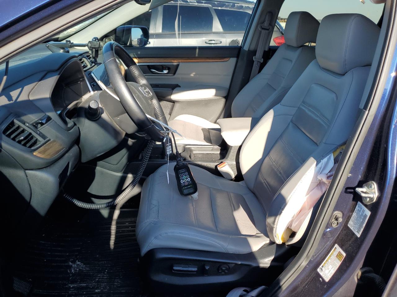 2018 Honda CR-V VIN 7FARW1H88JE024723 Copart auction photo, side / rear end damage thumbnail 7