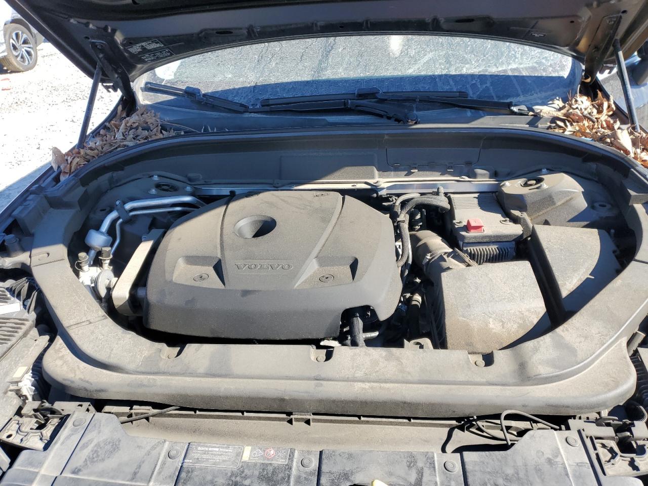 2018 Volvo XC60 VIN YV4102RL2J1048850 Copart auction photo, normal wear damage thumbnail 11