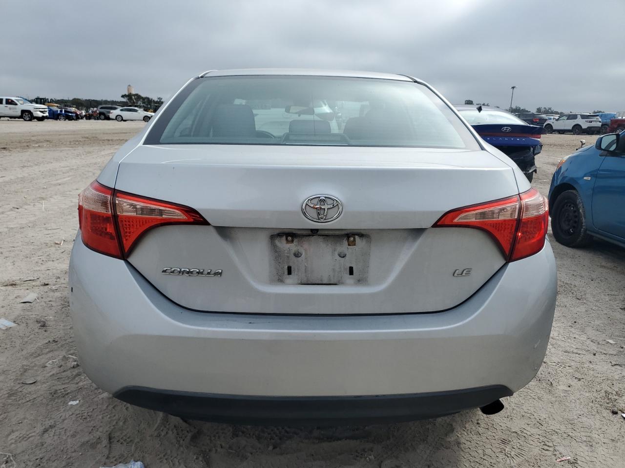 2017 Toyota Corolla VIN 2T1BURHE7HC862599 Copart auction photo, front end damage thumbnail 6