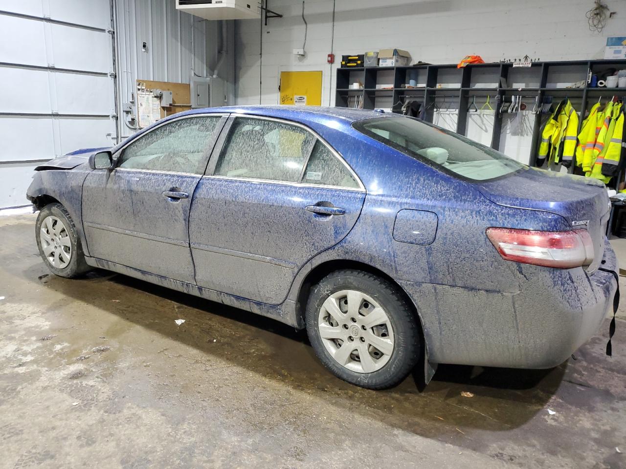 2011 Toyota Camry VIN 4T1BF3EK2BU704601 Copart auction photo, front end damage thumbnail 2