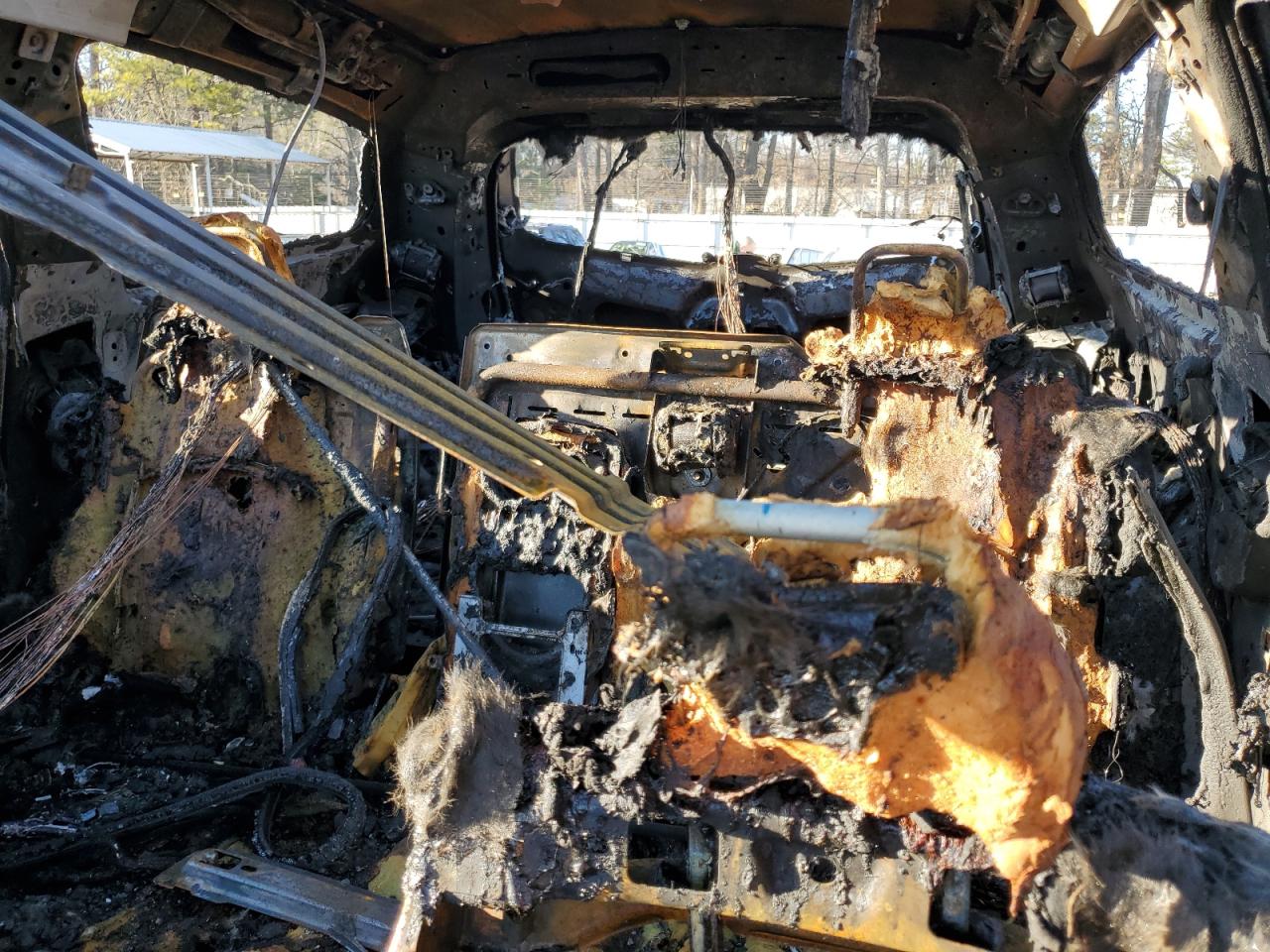 2010 Buick Enclave VIN 5GALVCED7AJ100976 Copart auction photo, burn damage thumbnail 10
