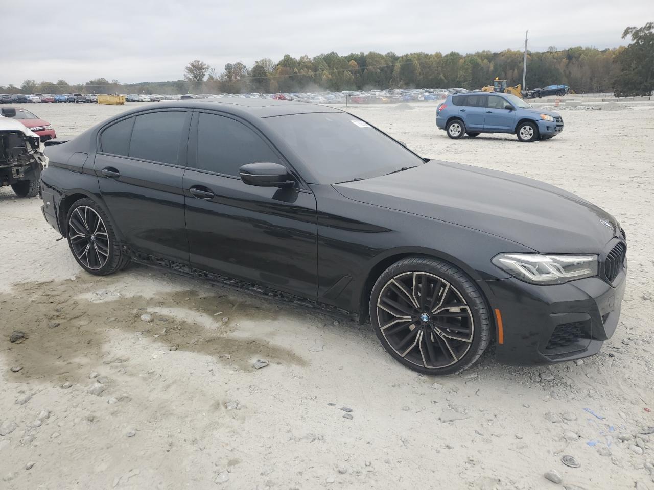 2021 BMW 5er VIN WBA53BH00MCG12619 Copart auction photo, rear end / side damage thumbnail 4