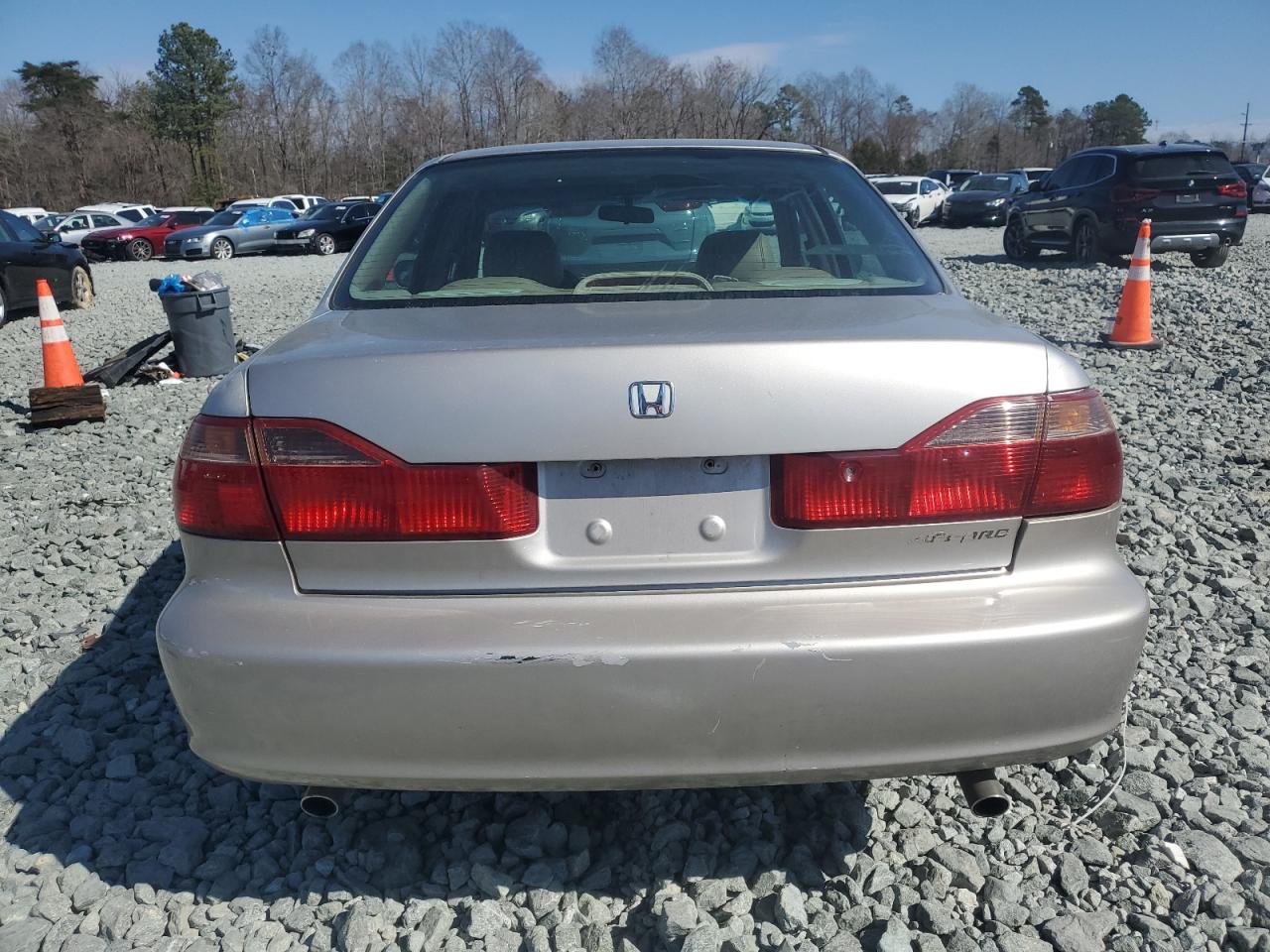 1999 Honda Accord VIN 1HGCG1658XA009911 Copart auction photo, front end damage thumbnail 6
