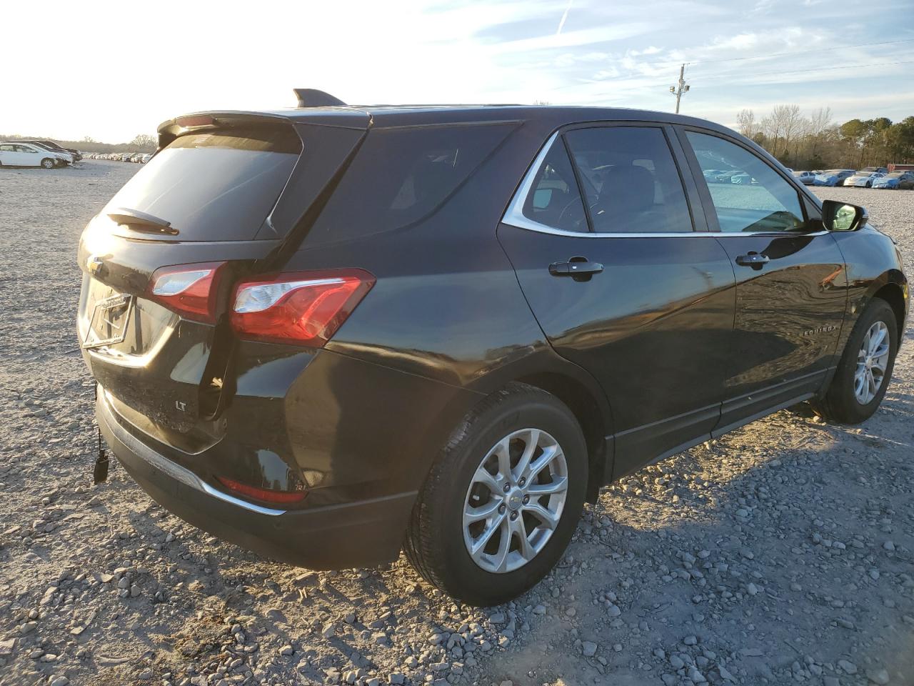 2018 Chevrolet Equinox VIN 2GNAXJEV0J6322082 Copart auction photo, rear end / undercarriage damage thumbnail 3