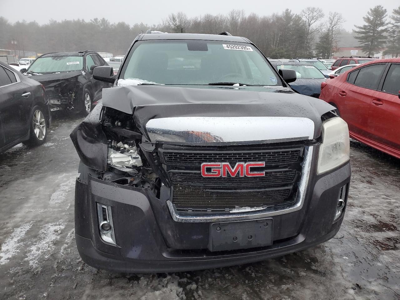 2013 GMC Terrain VIN 2GKFLTE37D6399402 Copart auction photo, front end / minor dent/scratches damage thumbnail 5