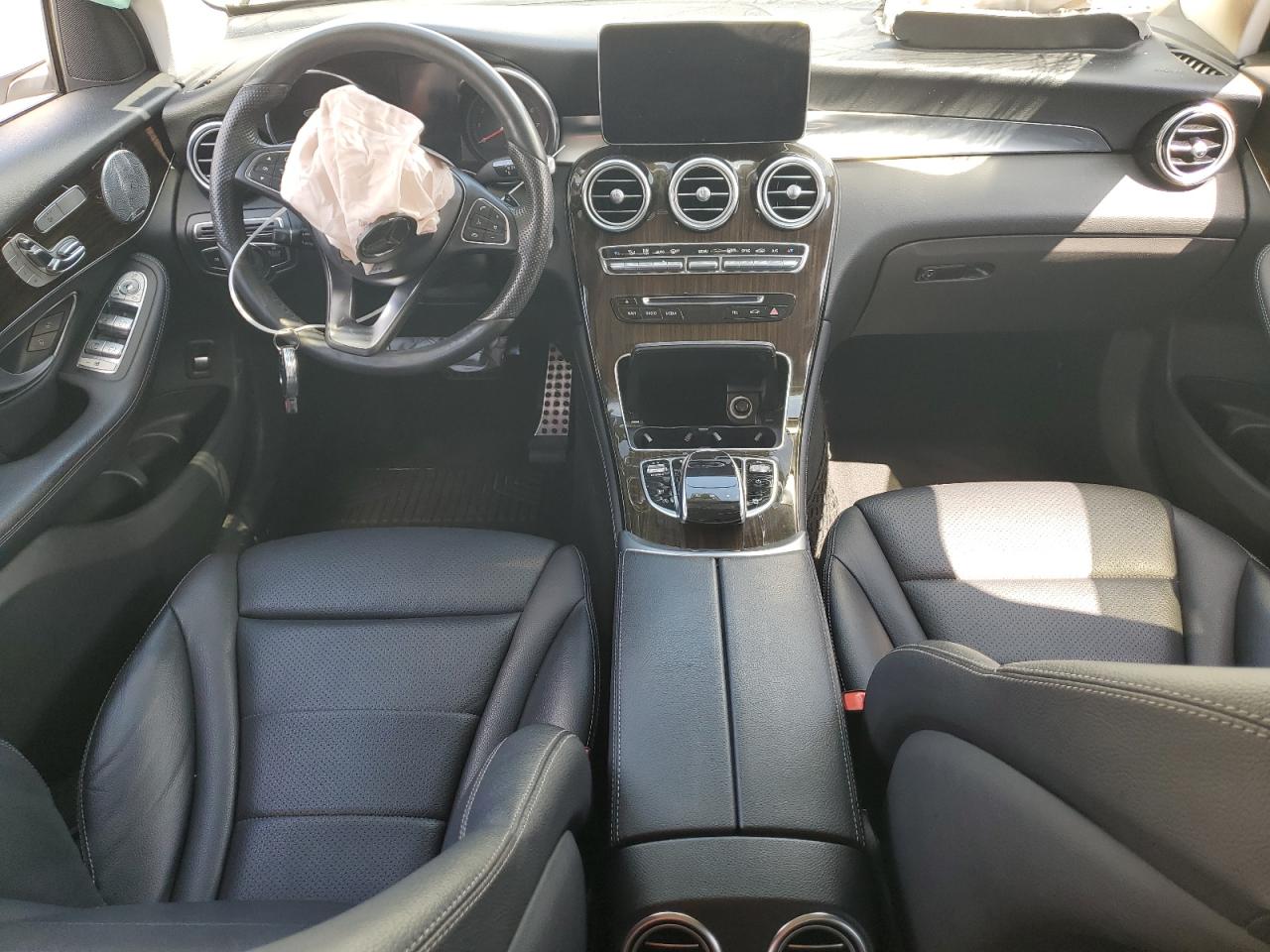 2018 Mercedes-Benz GLC VIN WDC0J4KB5JF296130 Copart auction photo, front end damage thumbnail 8