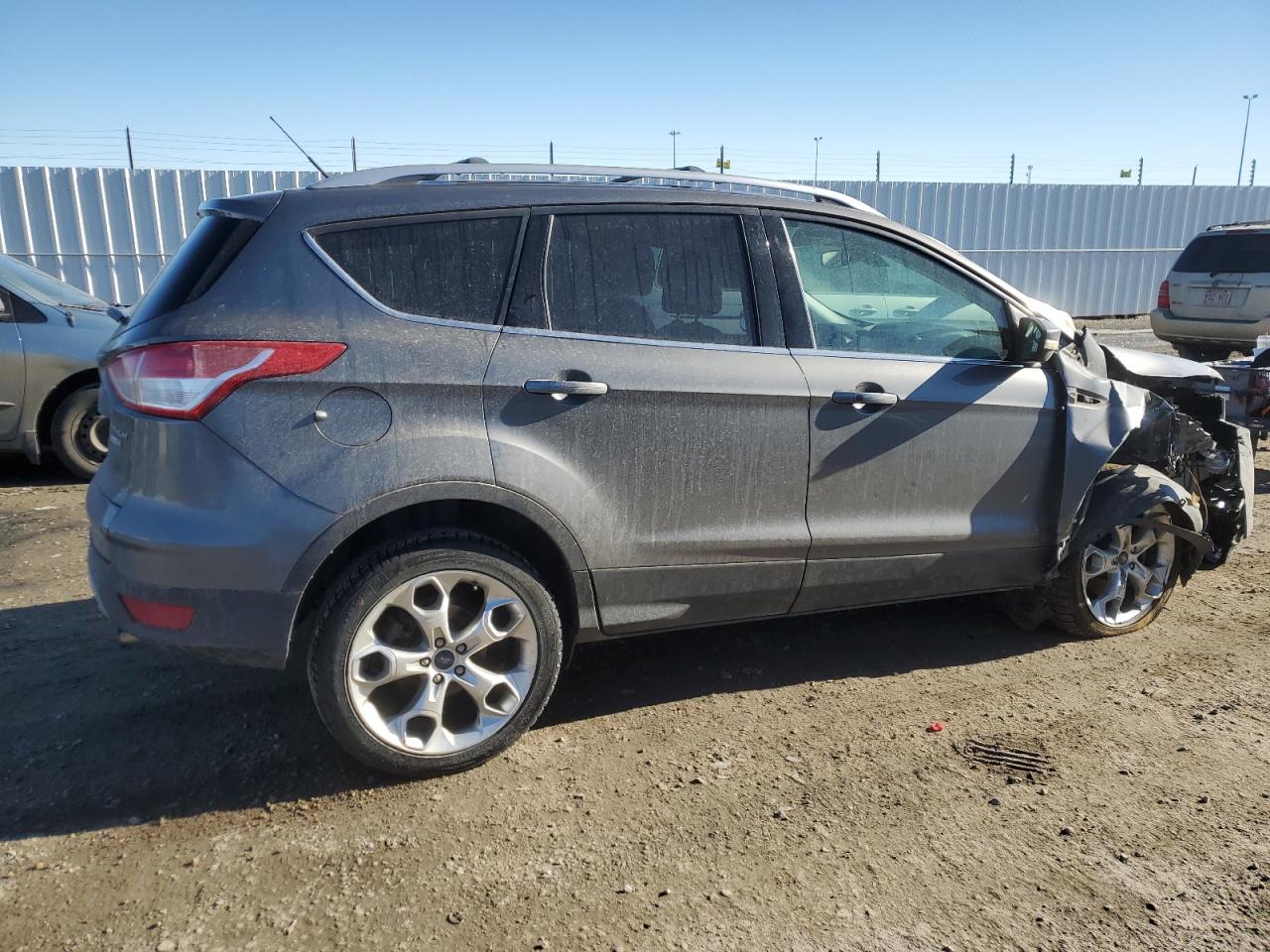2013 Ford Escape VIN 1FMCU9J98DUA42963 Copart auction photo, front end / undercarriage damage thumbnail 3