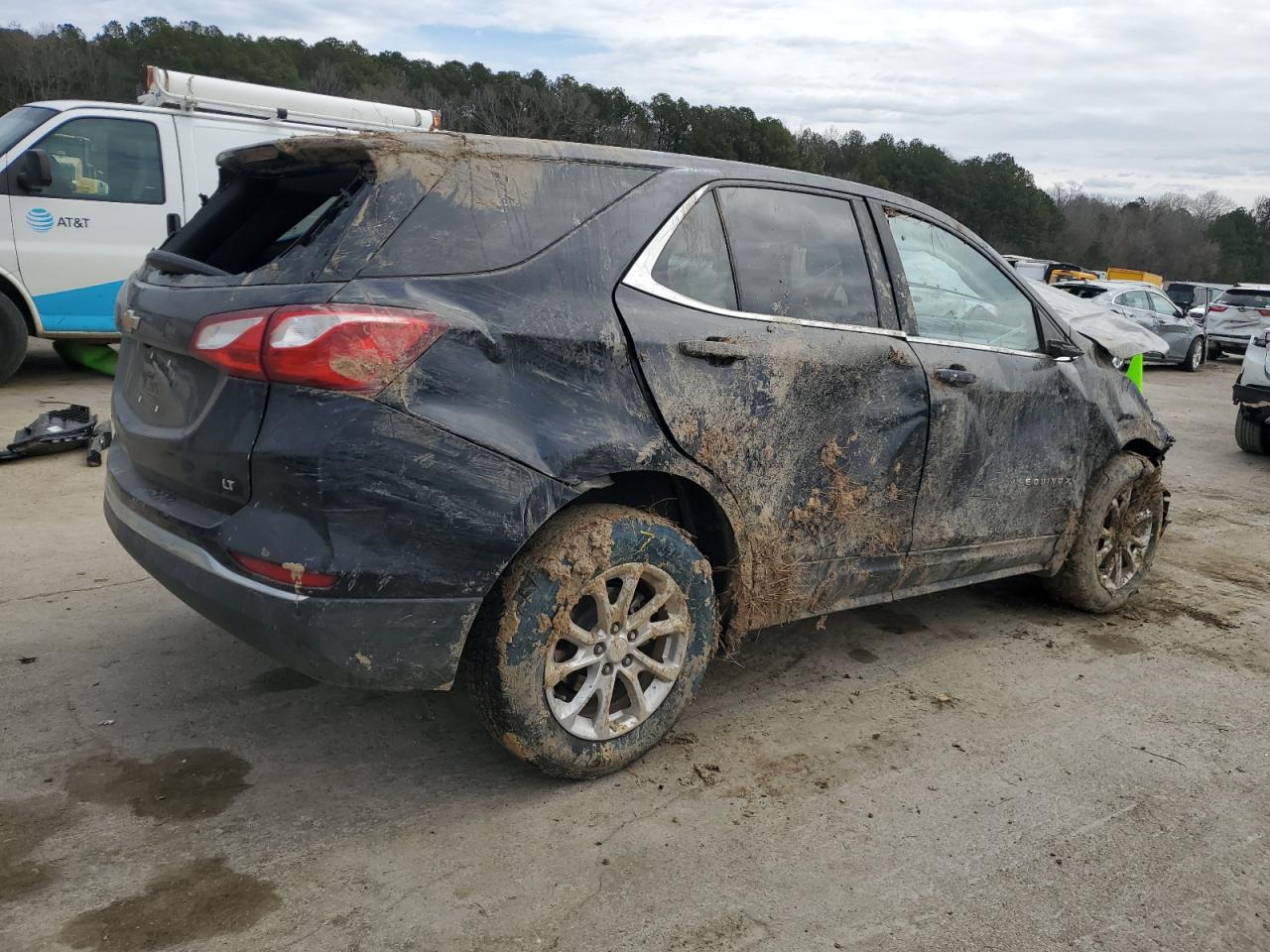 2021 Chevrolet Equinox VIN 3GNAXKEV2MS125376 Copart auction photo, front end / all over damage thumbnail 3