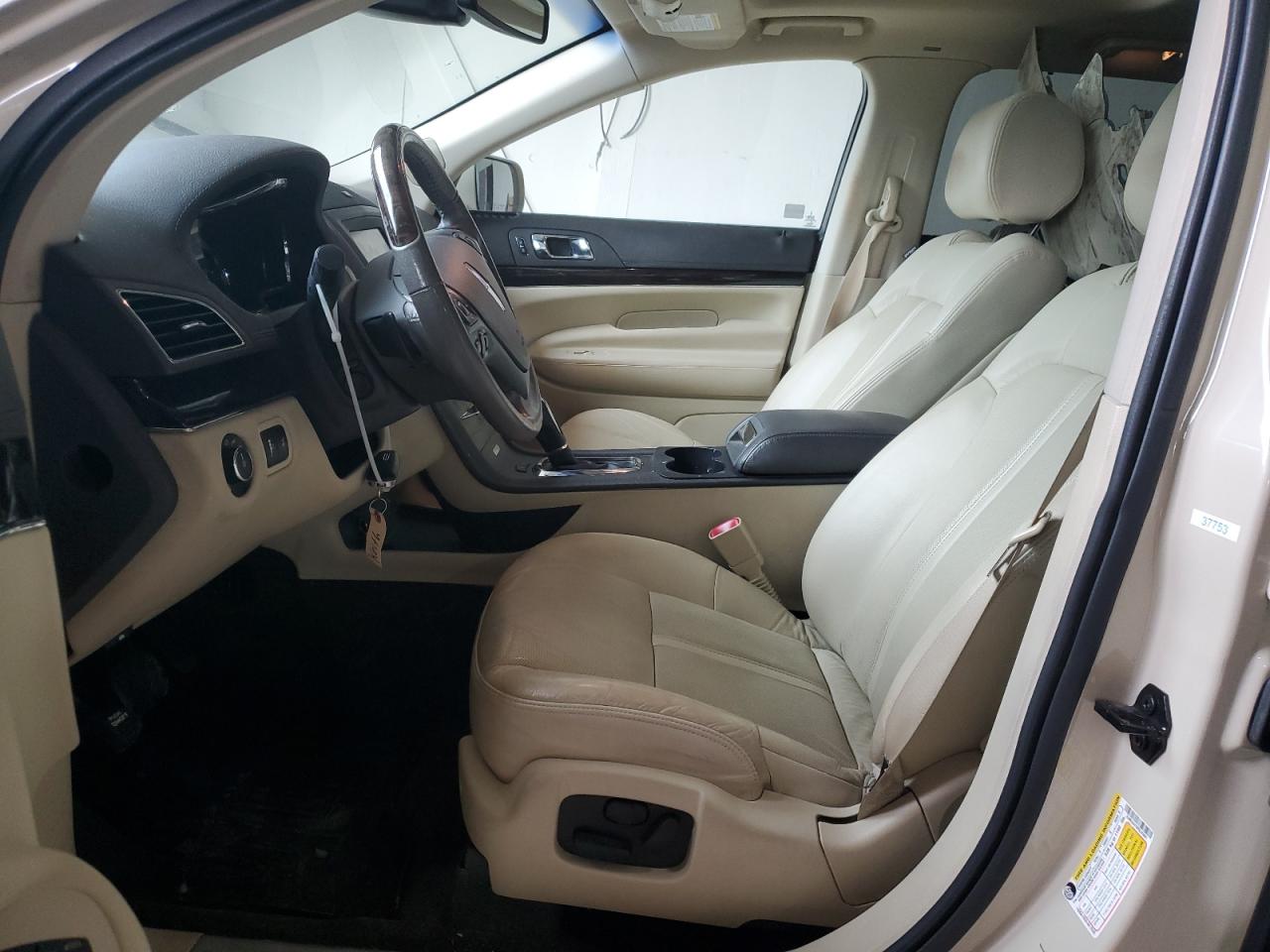 2015 Lincoln MKT VIN 2LMHJ5AT6FBL03801 Copart auction photo, front end / undercarriage damage thumbnail 7
