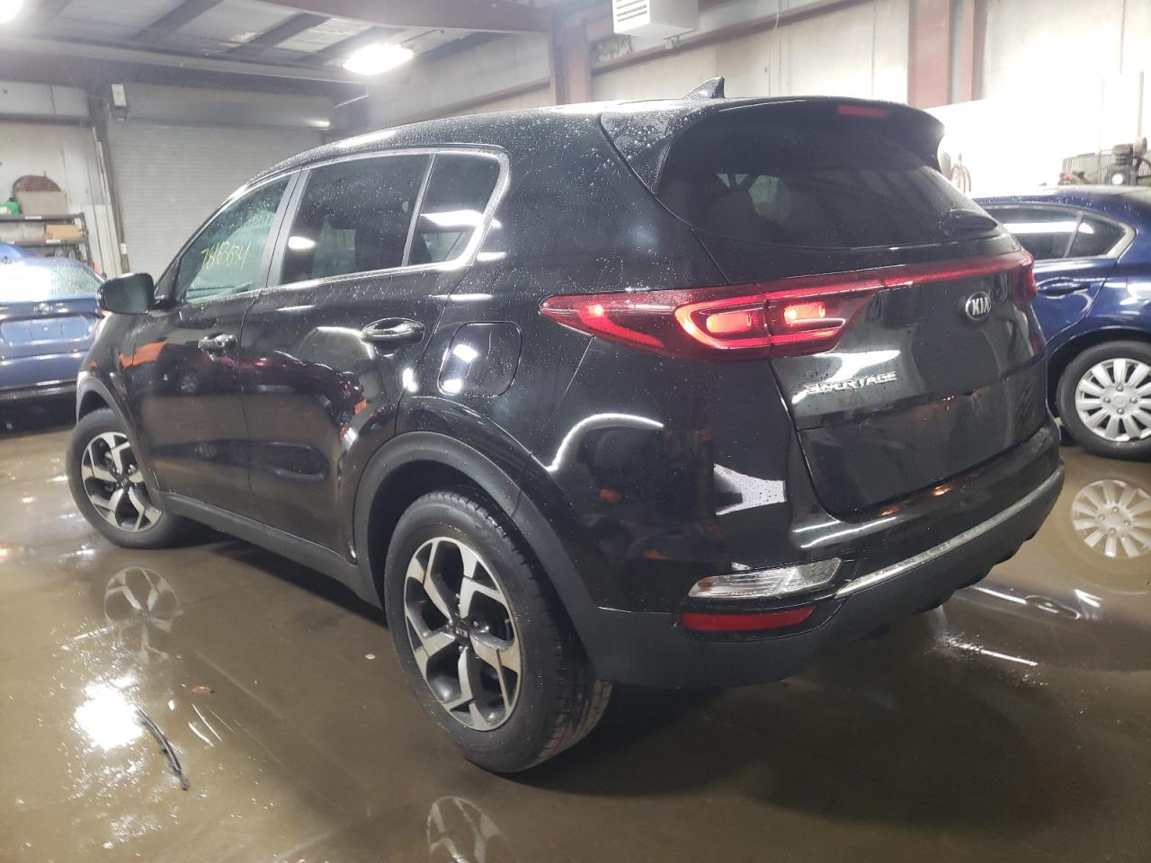 2021 KIA Sportage VIN KNDPM3AC0M7903226 Copart auction photo, front end / side damage thumbnail 2
