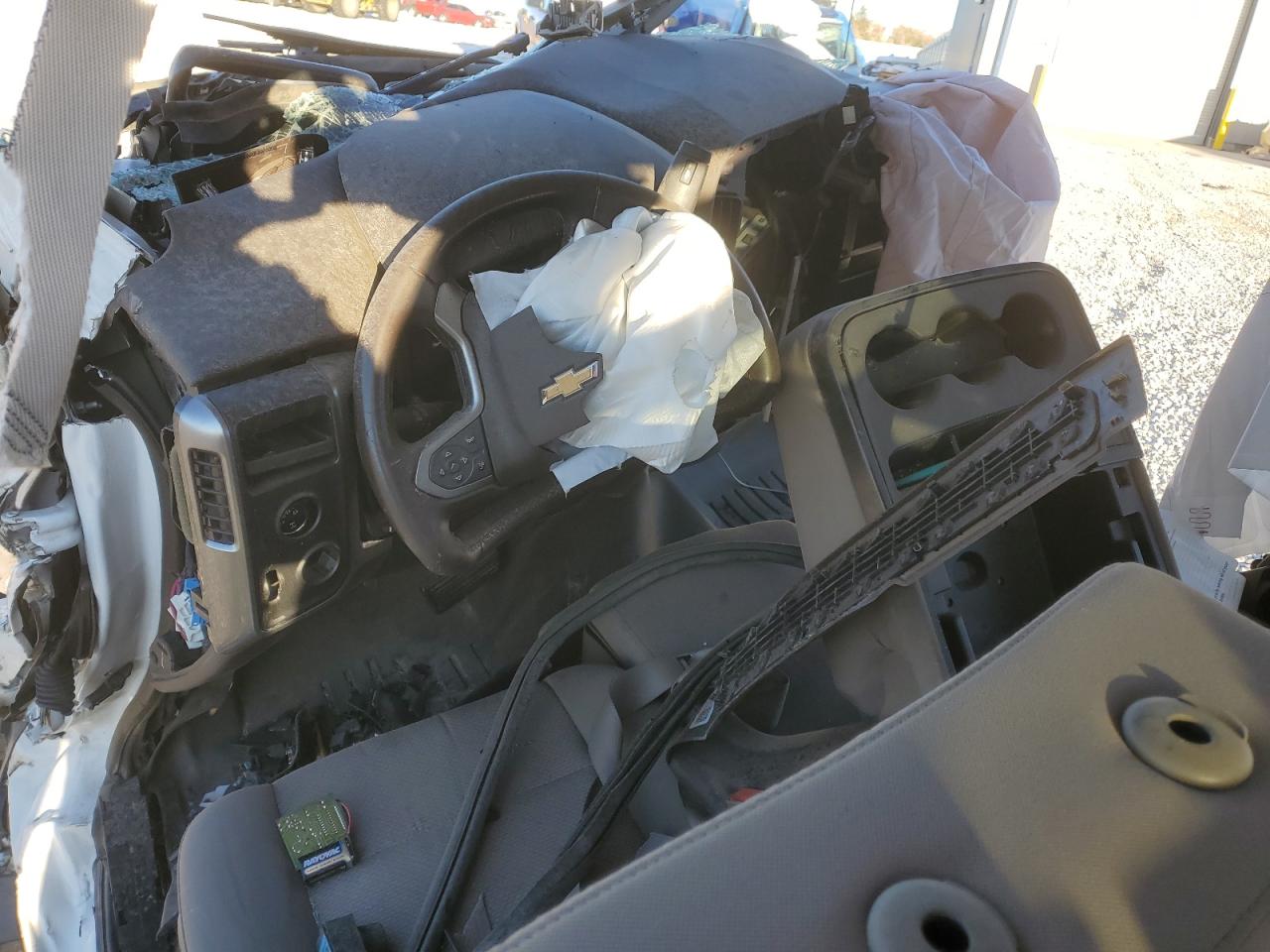 2016 Chevrolet Silverado VIN 3GCUKREC9GG322189 Copart auction photo, all over damage thumbnail 8