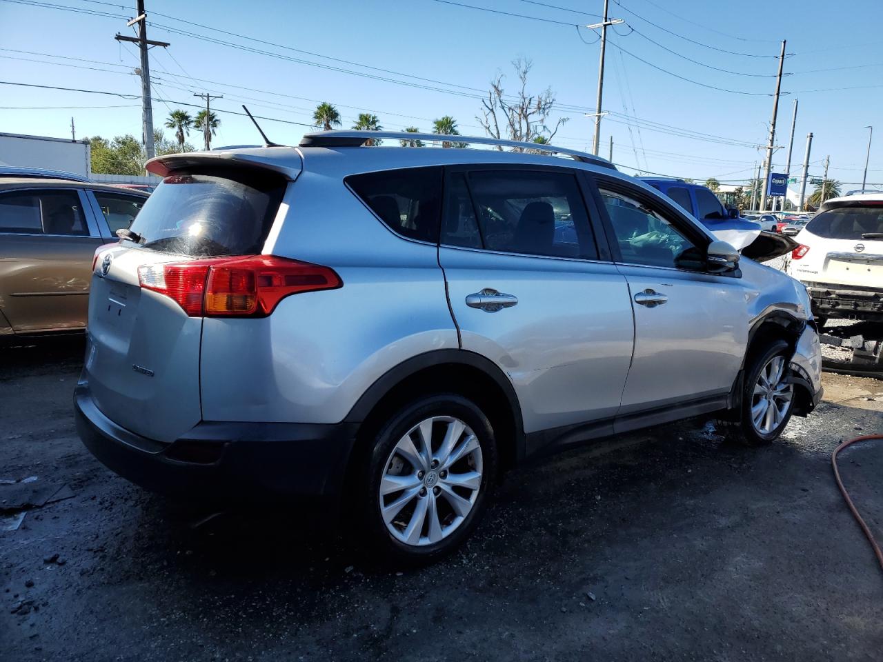 2015 Toyota RAV 4 VIN 2T3YFREVXFW139955 Copart auction photo, front end damage thumbnail 3