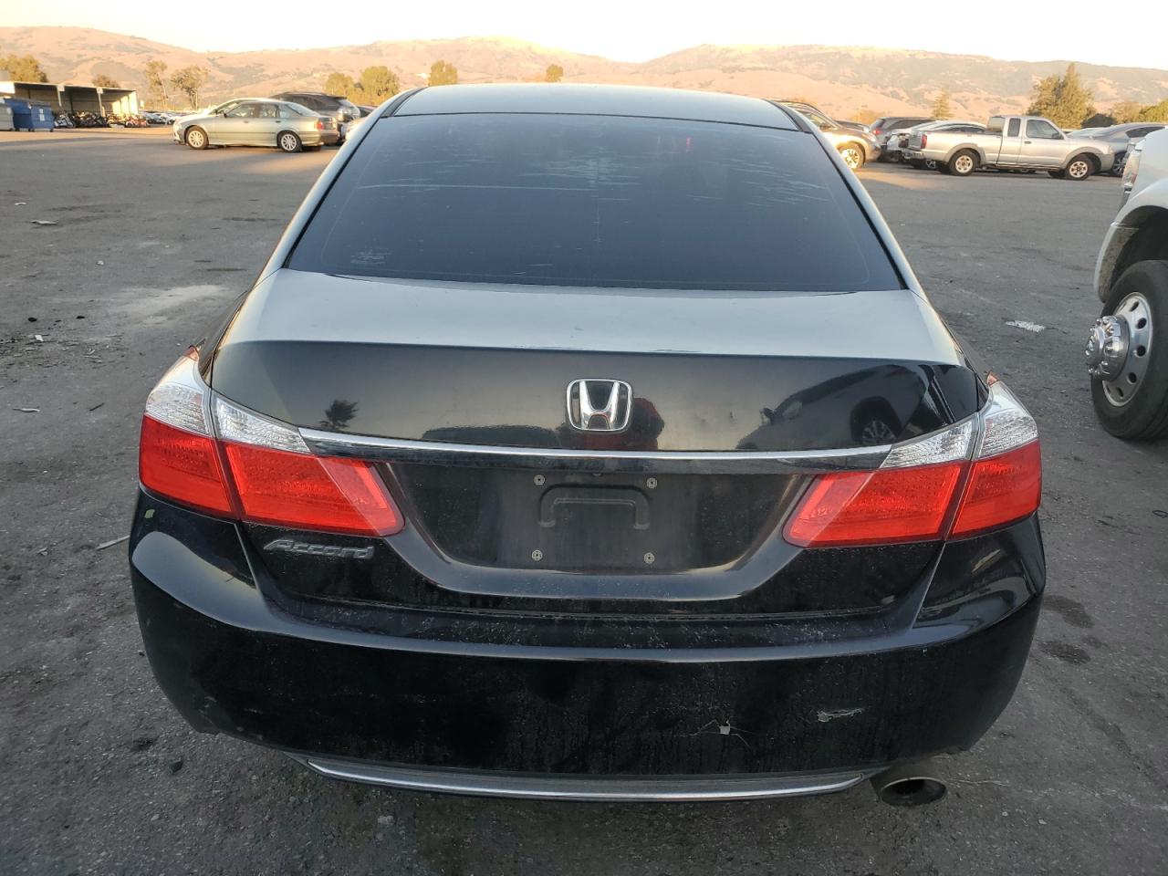 2015 Honda Accord VIN 1HGCR2F32FA144363 Copart auction photo, all over damage thumbnail 6