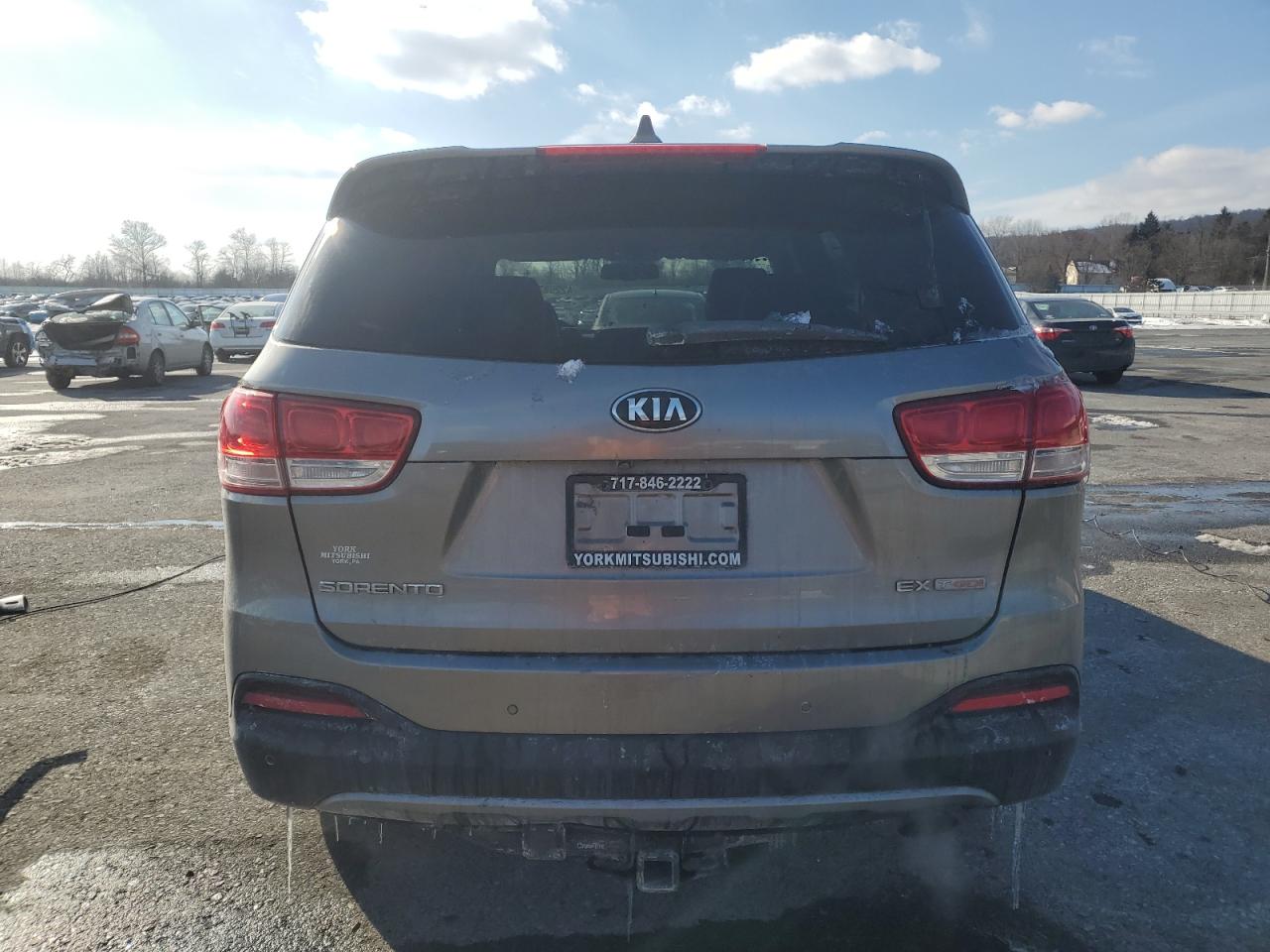 2016 KIA Sorento VIN 5XYPHDA13GG050322 Copart auction photo, front end / minor dent/scratches damage thumbnail 6