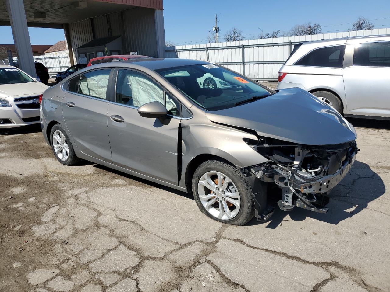 2019 Chevrolet Cruze VIN 1G1BE5SM3K7133846 Copart auction photo, front end damage thumbnail 4