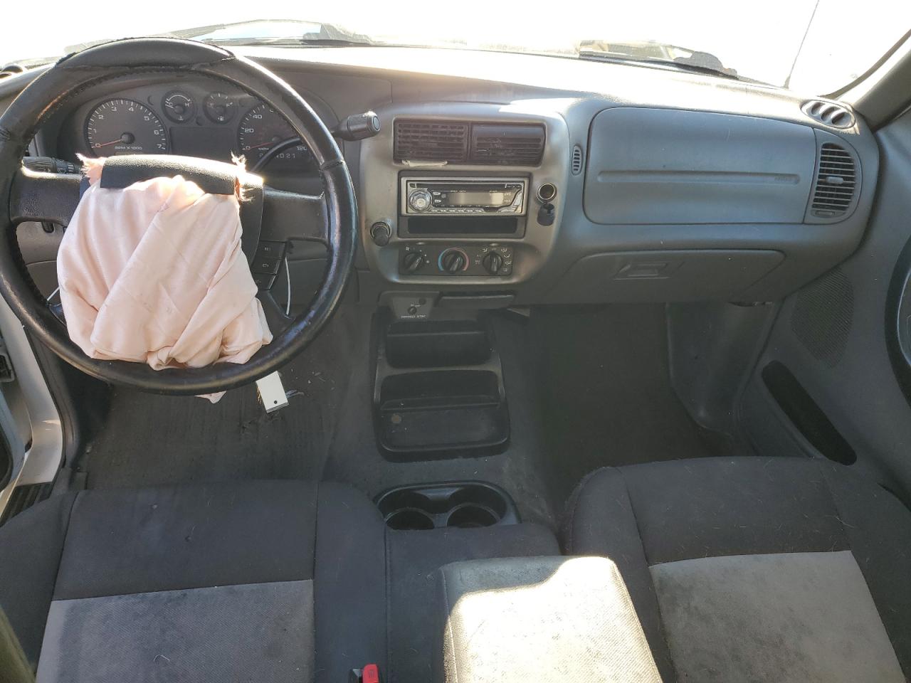2005 Ford Ranger VIN 1FTYR44U75PA94759 Copart auction photo, front end damage thumbnail 8
