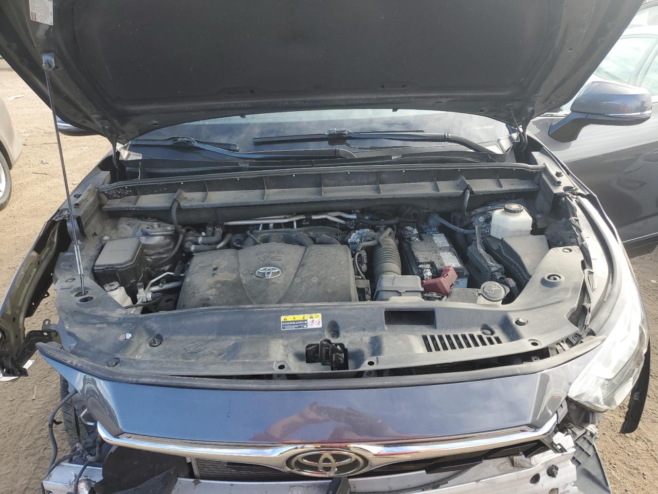 2022 Toyota Highlander VIN 5TDGZRBH1NS184512 Copart auction photo, front end damage thumbnail 12