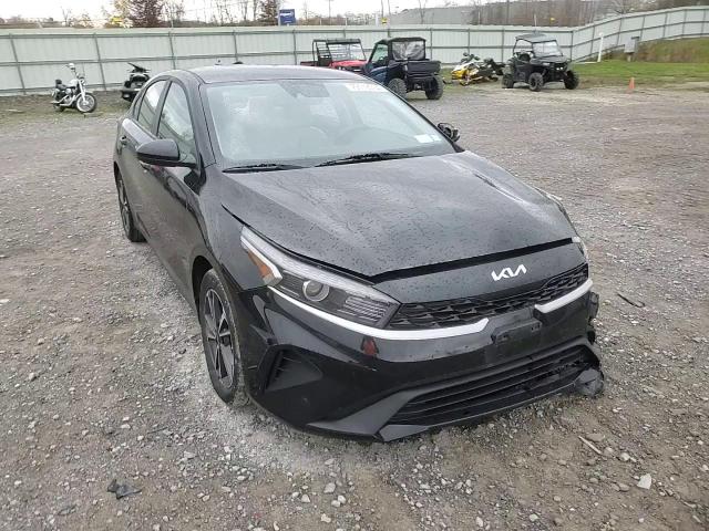 2022 KIA Forte VIN 3KPF24AD3NE495810 Copart auction photo, front end / side damage thumbnail 11