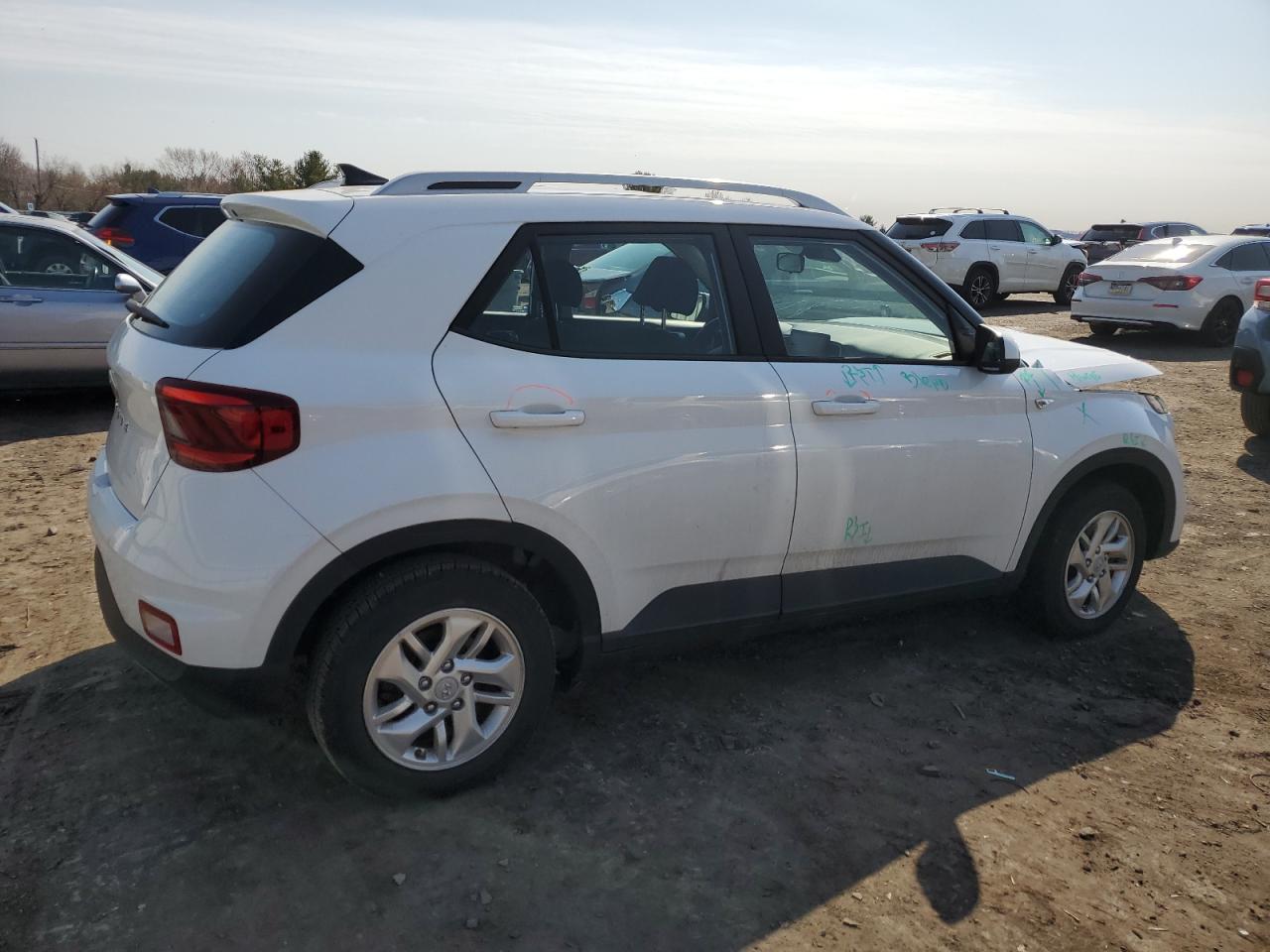 2020 Hyundai Venue VIN KMHRC8A3XLU035210 Copart auction photo, front end damage thumbnail 3