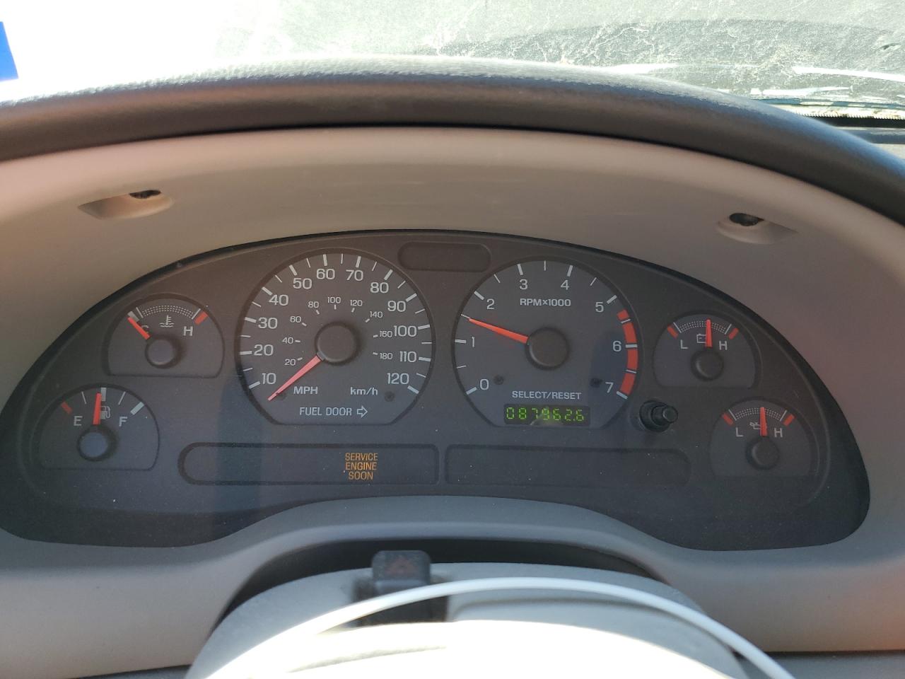 2004 Ford Mustang VIN 1FAFP40664F137003 Copart auction photo, front end / minor dent/scratches damage thumbnail 9
