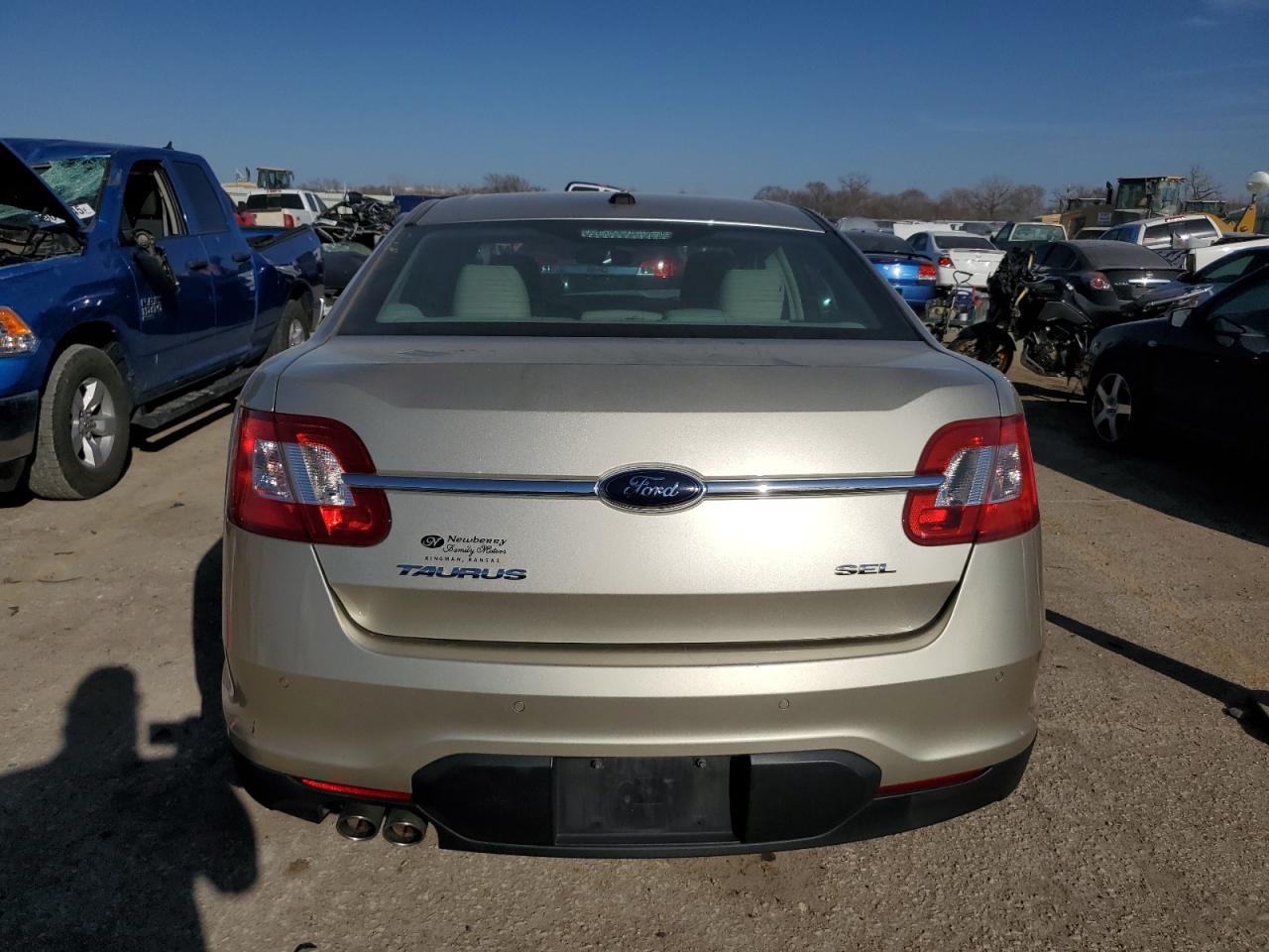 2010 Ford Taurus VIN 1FAHP2EW6AG156291 Copart auction photo, front end damage thumbnail 6