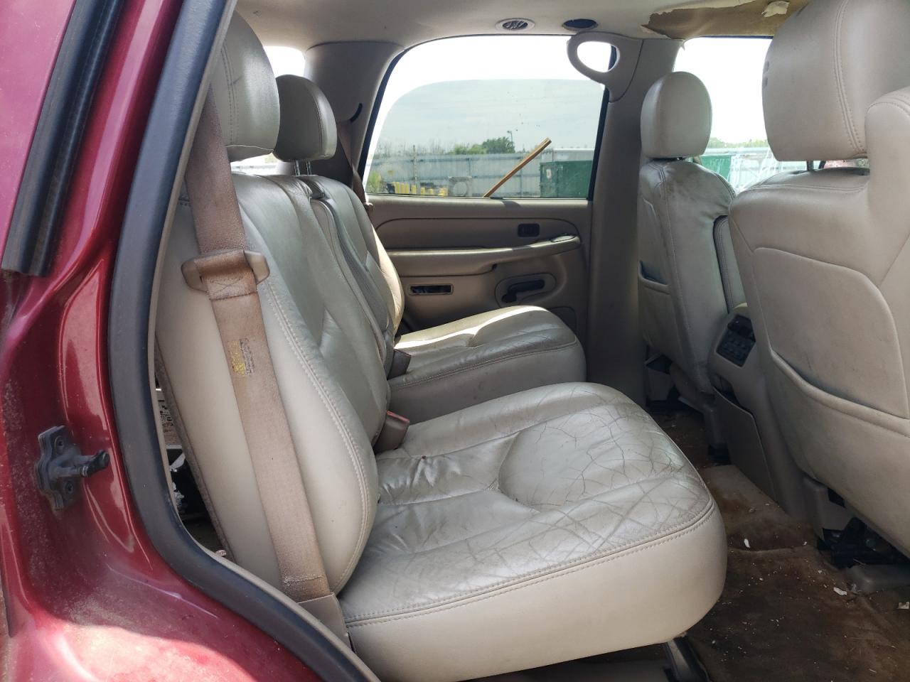 2004 Chevrolet Tahoe VIN 1GNEC13Z24J165908 Copart auction photo, all over damage thumbnail 11