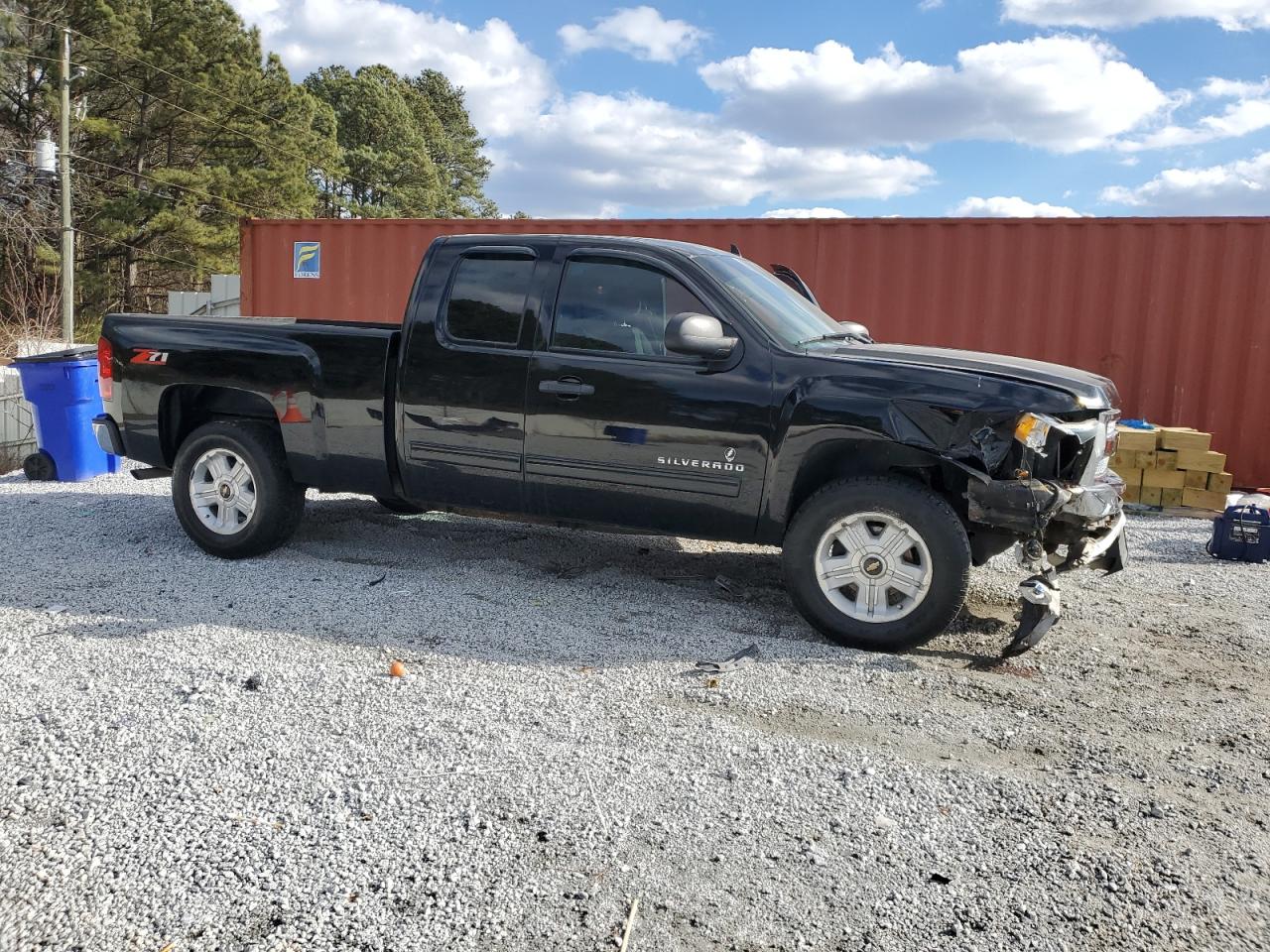 2013 Chevrolet Silverado VIN 1GCRCSE04DZ282969 Copart auction photo, front end / mechanical damage thumbnail 4