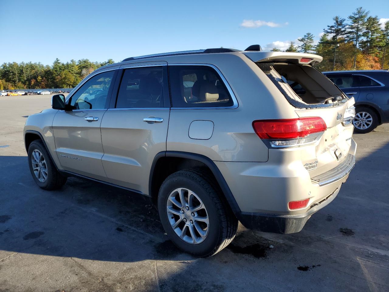 2014 Jeep Grand Cherokee VIN 1C4RJFBG4EC148546 Copart auction photo, rear end damage thumbnail 2