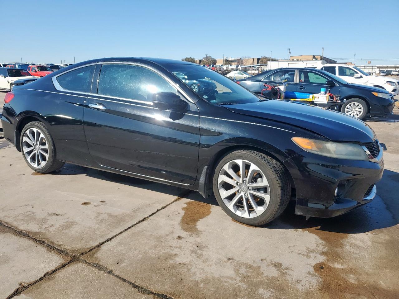 2013 Honda Accord VIN 1HGCT2B82DA000358 Copart auction photo, front end / side damage thumbnail 4