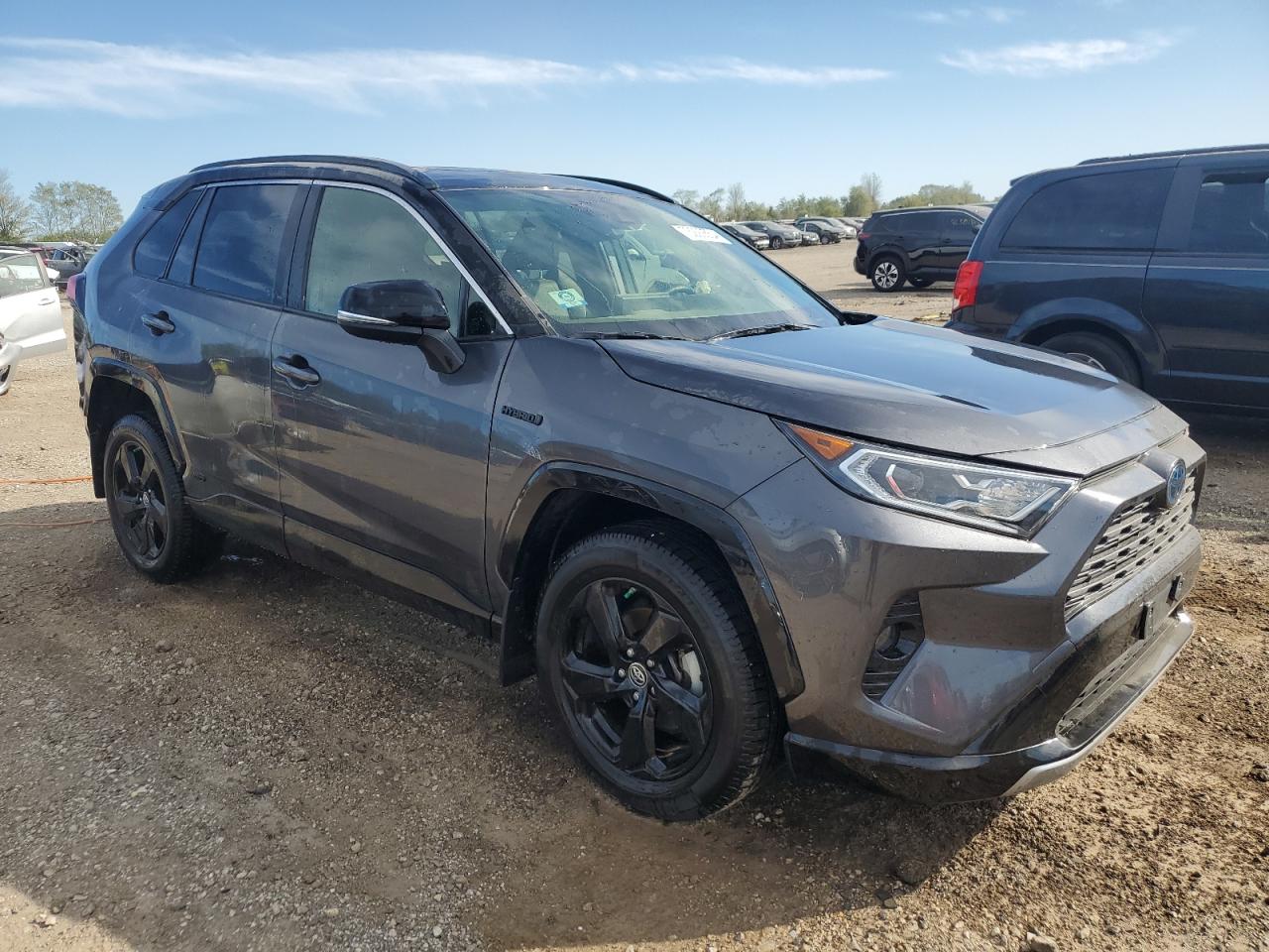 2019 Toyota RAV 4 VIN JTMEWRFV1KJ016121 Copart auction photo, front end / side damage thumbnail 4