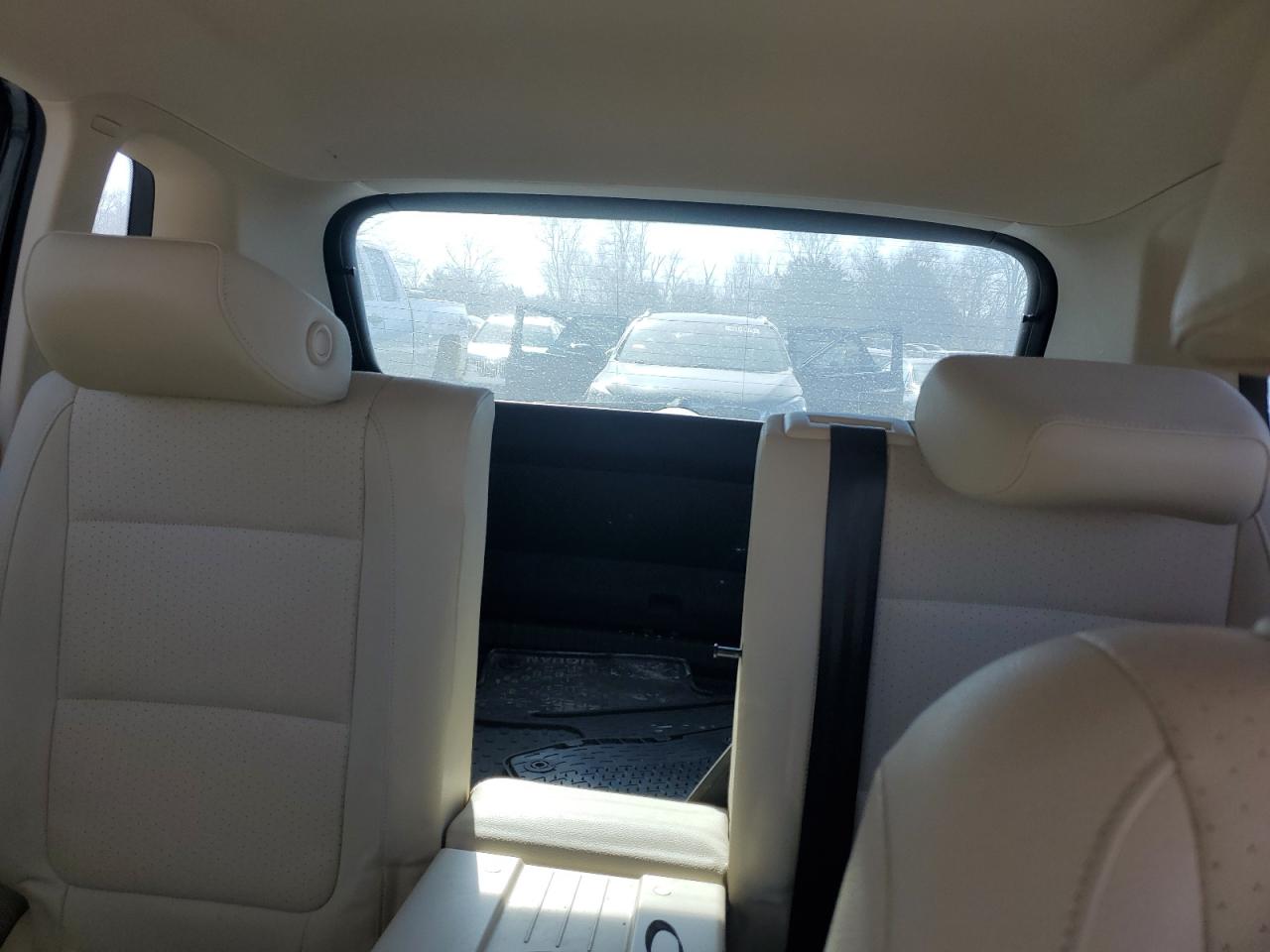 2017 Volkswagen Tiguan VIN WVGAV7AX3HK037114 Copart auction photo, front end damage thumbnail 10