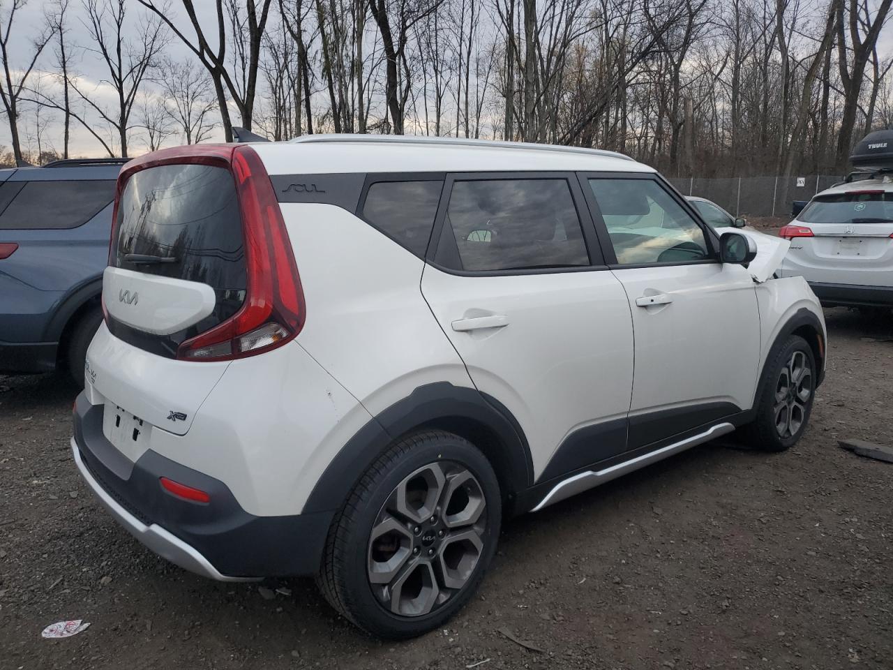 2022 KIA Soul VIN KNDJ23AU8N7829947 Copart auction photo, front end / minor dent/scratches damage thumbnail 3