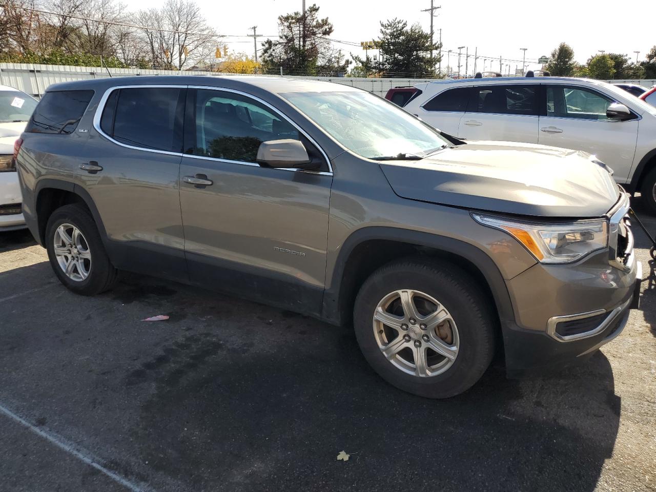 2019 GMC Acadia VIN 1GKKNRLA8KZ178261 Copart auction photo, front end / side damage thumbnail 4