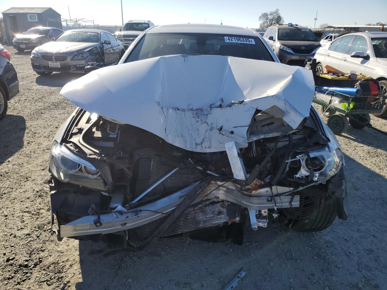 2015 BMW 5er VIN WBA5A5C53FD516102 Copart auction photo, front end / all over damage thumbnail 5