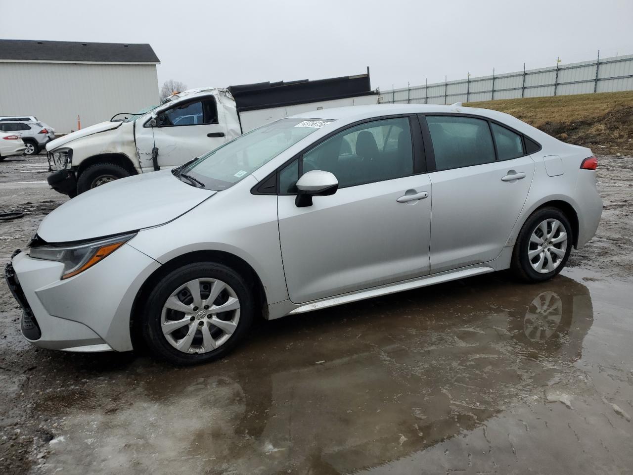 2021 Toyota Corolla VIN 5YFEPMAE2MP203857