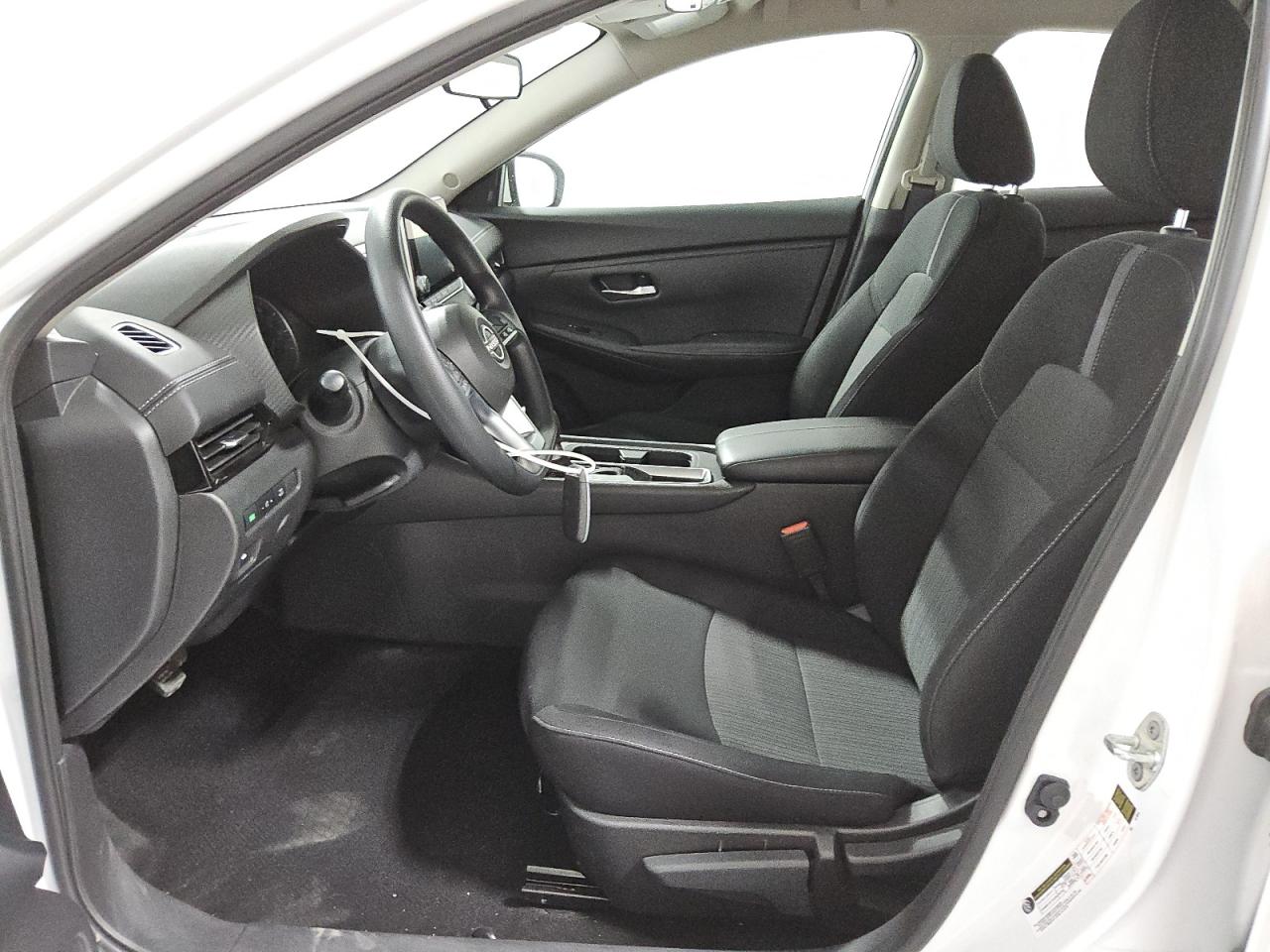 2024 Nissan Sentra VIN 3N1AB8CV8RY369280 Copart auction photo, front end / minor dent/scratches damage thumbnail 7