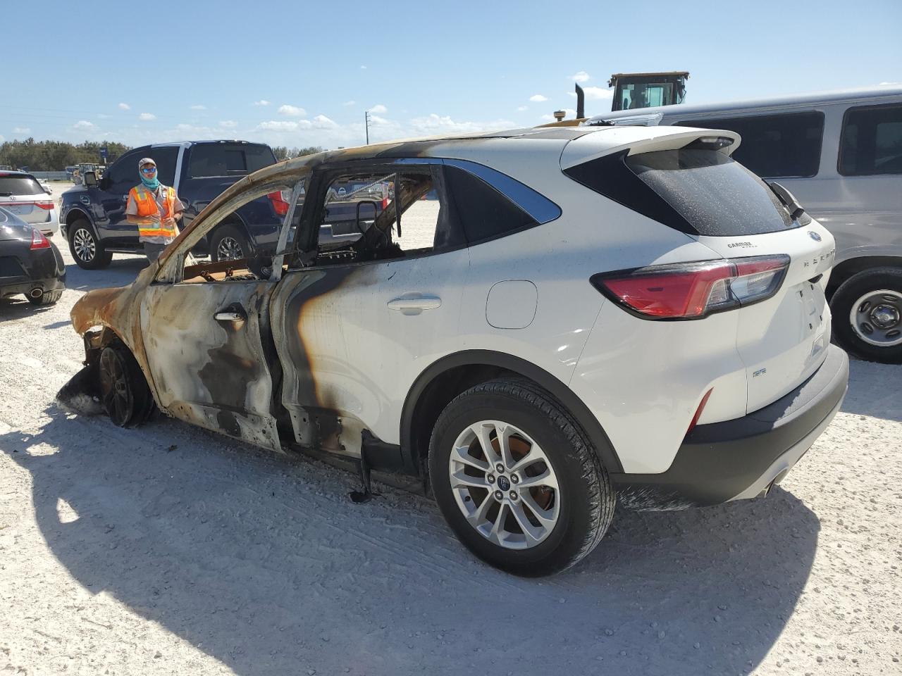 2020 Ford Escape VIN 1FMCU9G68LUB39883 Copart auction photo, burn damage thumbnail 2